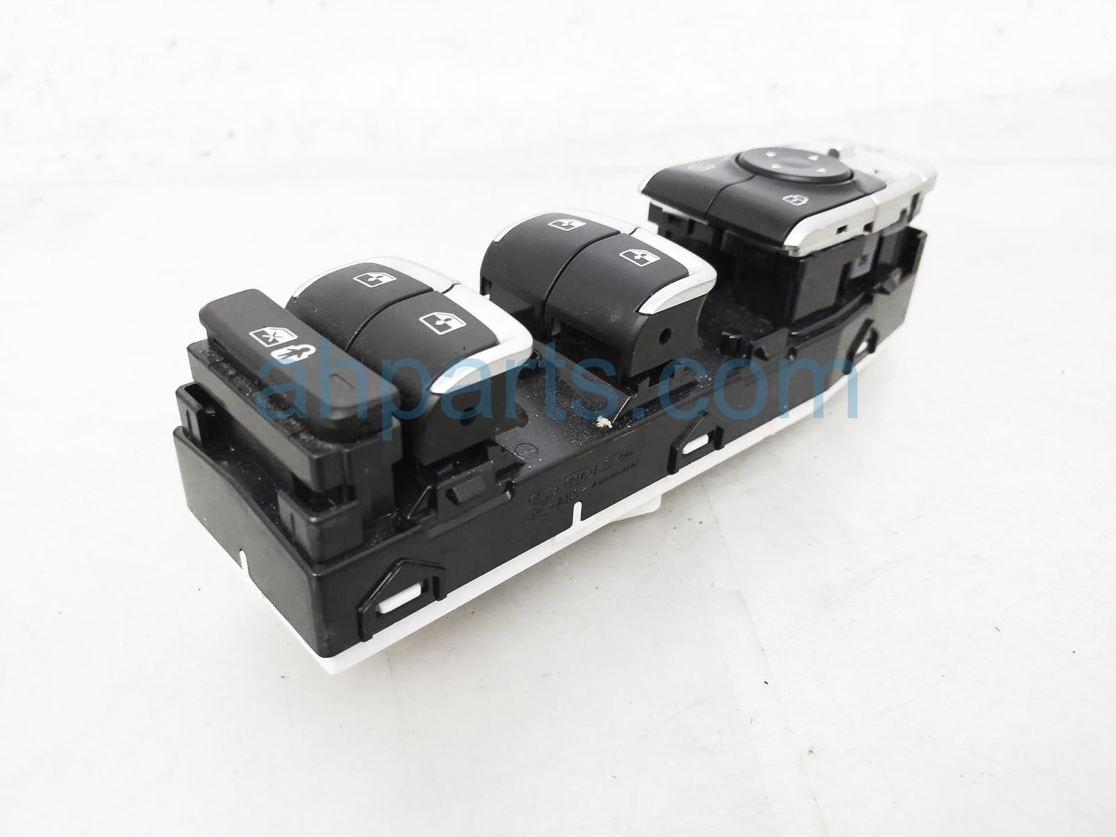 $125 Kia MASTER WINDOW CONTROL SWITCH $125 Kia MASTER WINDOW CONTROL SWITCH