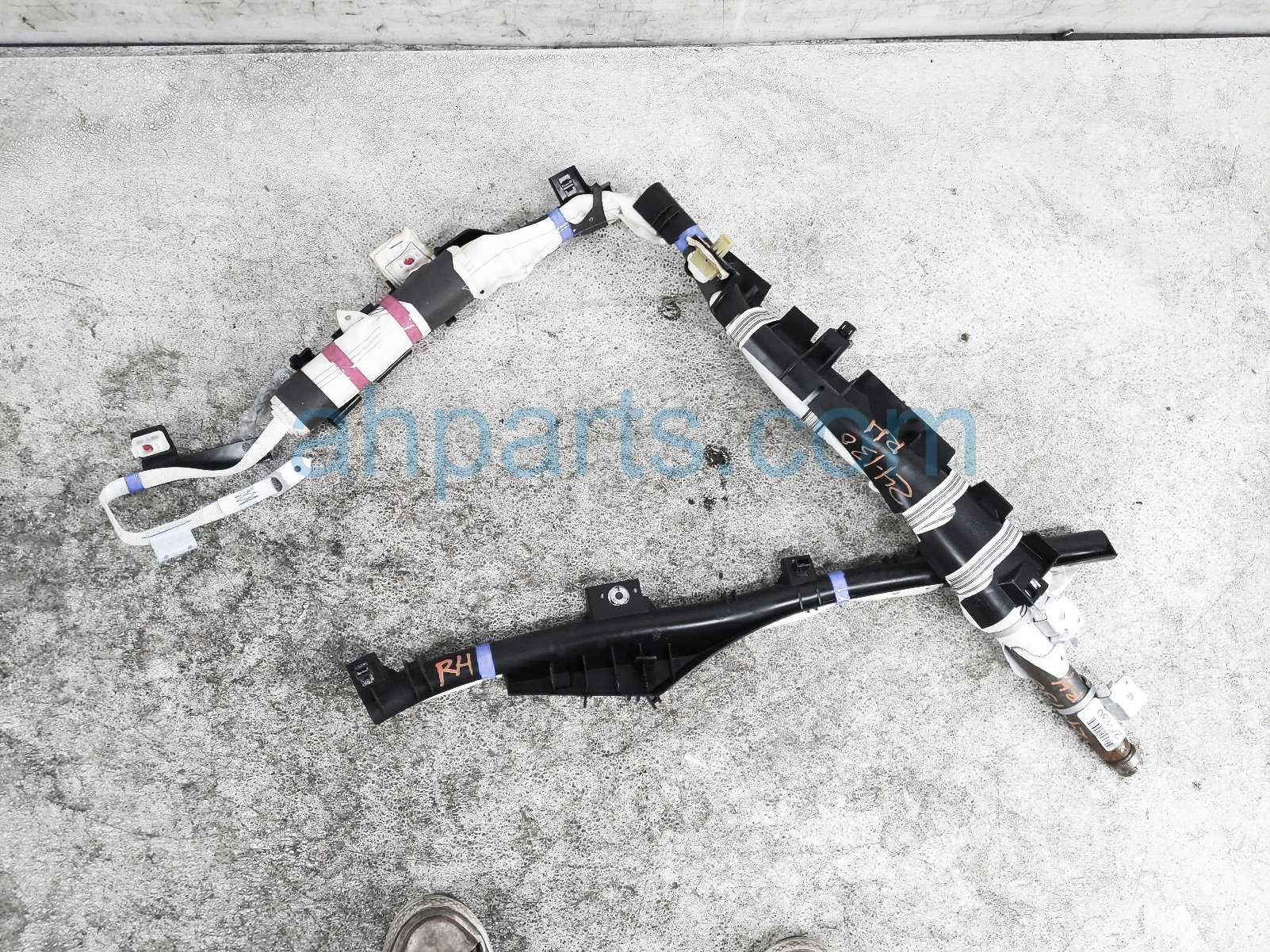 $350 Toyota PASSENGER ROOF CURTAIN AIRBAG $350 Toyota PASSENGER ROOF CURTAIN AIRBAG