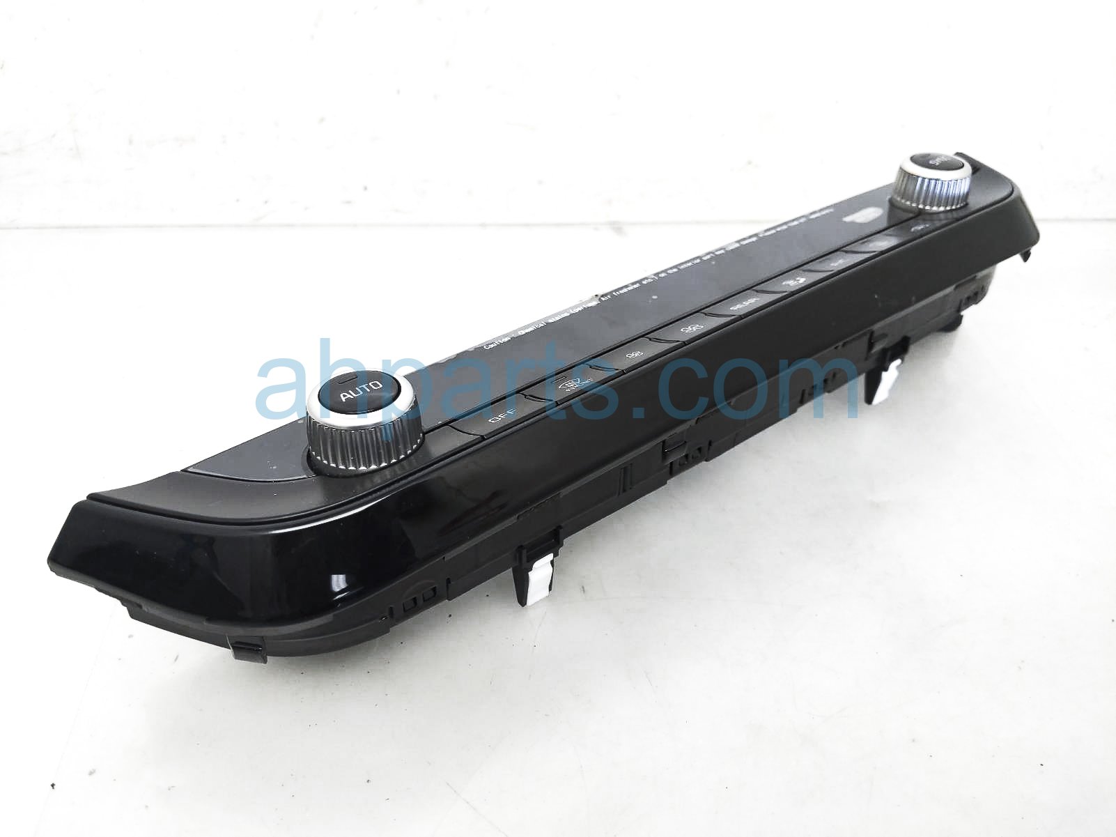 $139 Kia AC TEMPERTURE CONTROL PANEL $139 Kia AC TEMPERTURE CONTROL PANEL