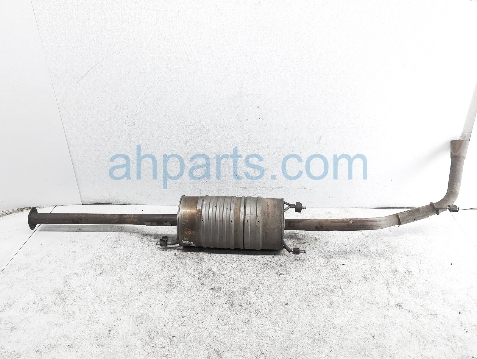 $175 Toyota EXHAUST PIPE & MUFFLER ASSY - 2.7L $175 Toyota EXHAUST PIPE & MUFFLER ASSY - 2.7L