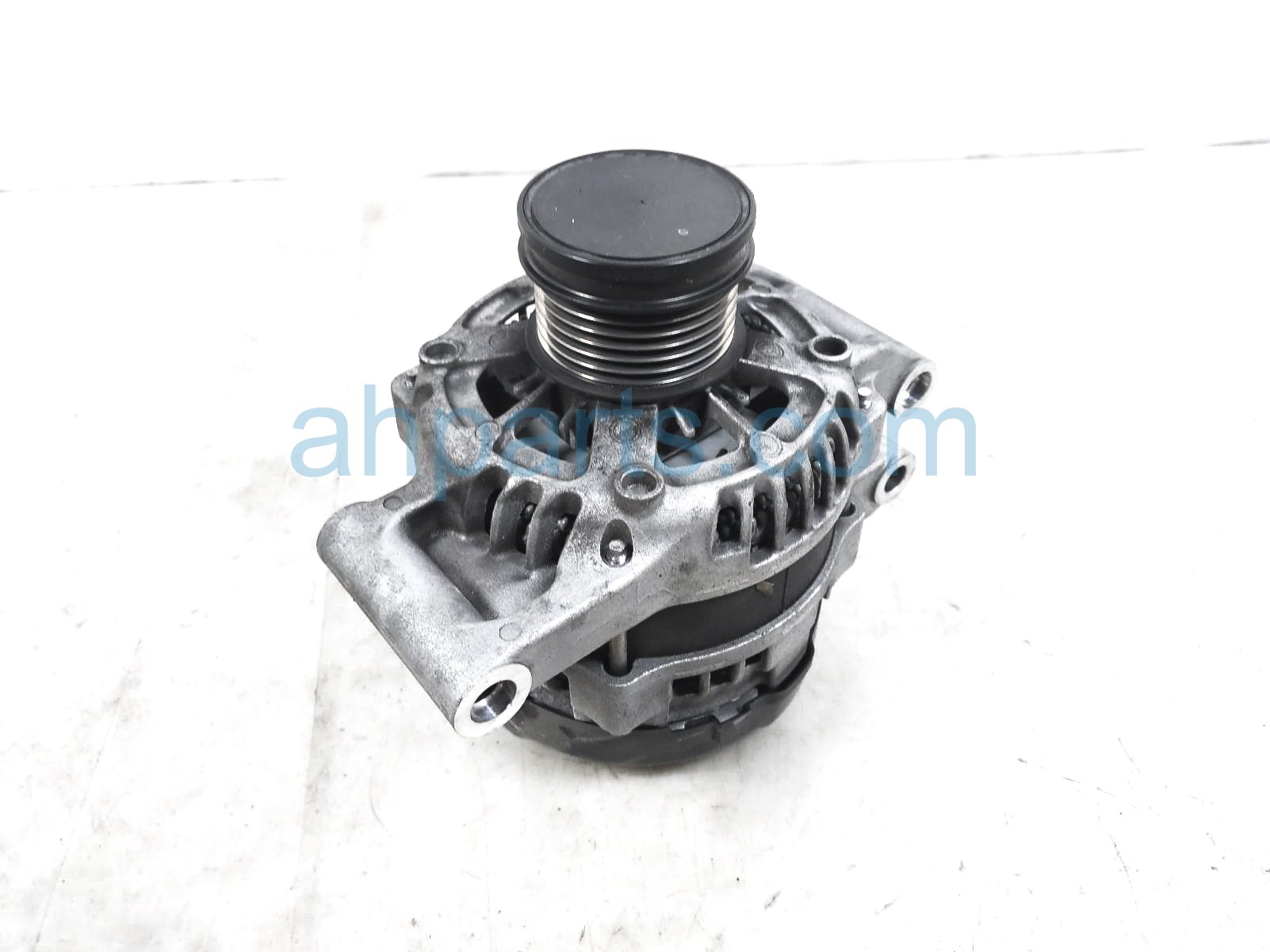 $99 Toyota ALTERNATOR / GENERATOR- 40K - TESTED $99 Toyota ALTERNATOR / GENERATOR- 40K - TESTED