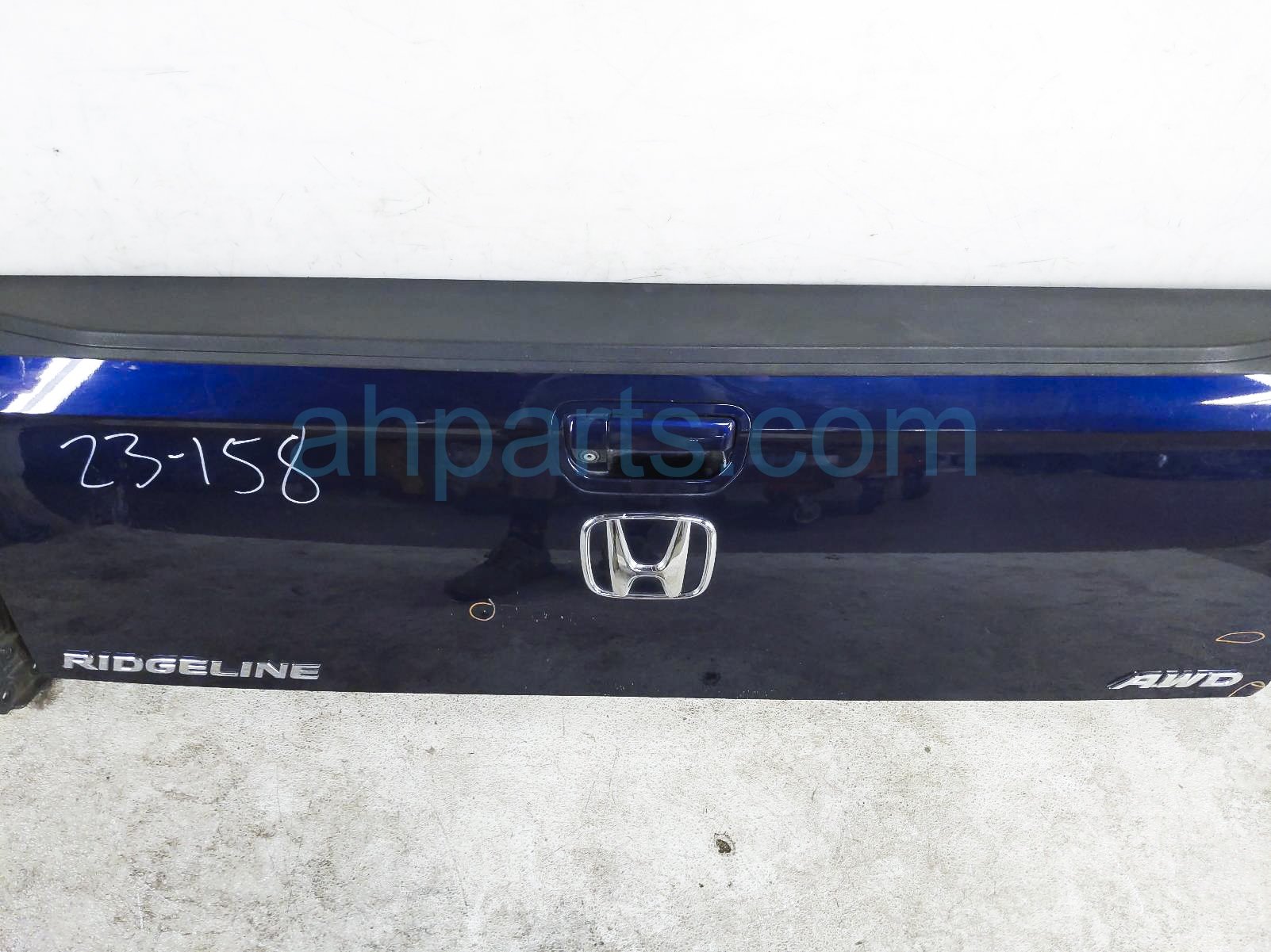 $449 Honda DECKLID / TAILGATE - BLUE RTL-E $449 Honda DECKLID / TAILGATE - BLUE RTL-E