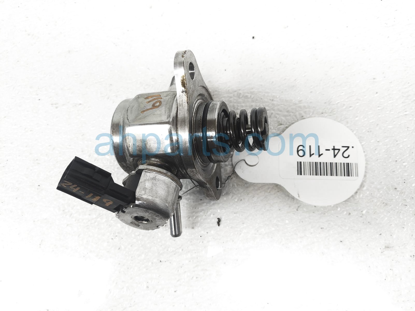 $125 Toyota GAS / HIGH PRESSURE FUEL PUMP -2.5L