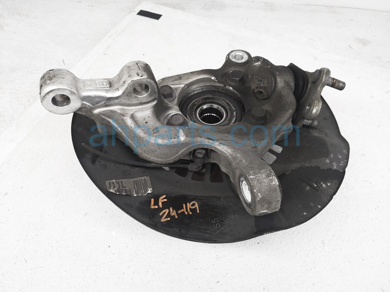$275 Toyota FR/LH SPINDLE KNUCKLE W/HUB ASSY $275 Toyota FR/LH SPINDLE KNUCKLE W/HUB ASSY