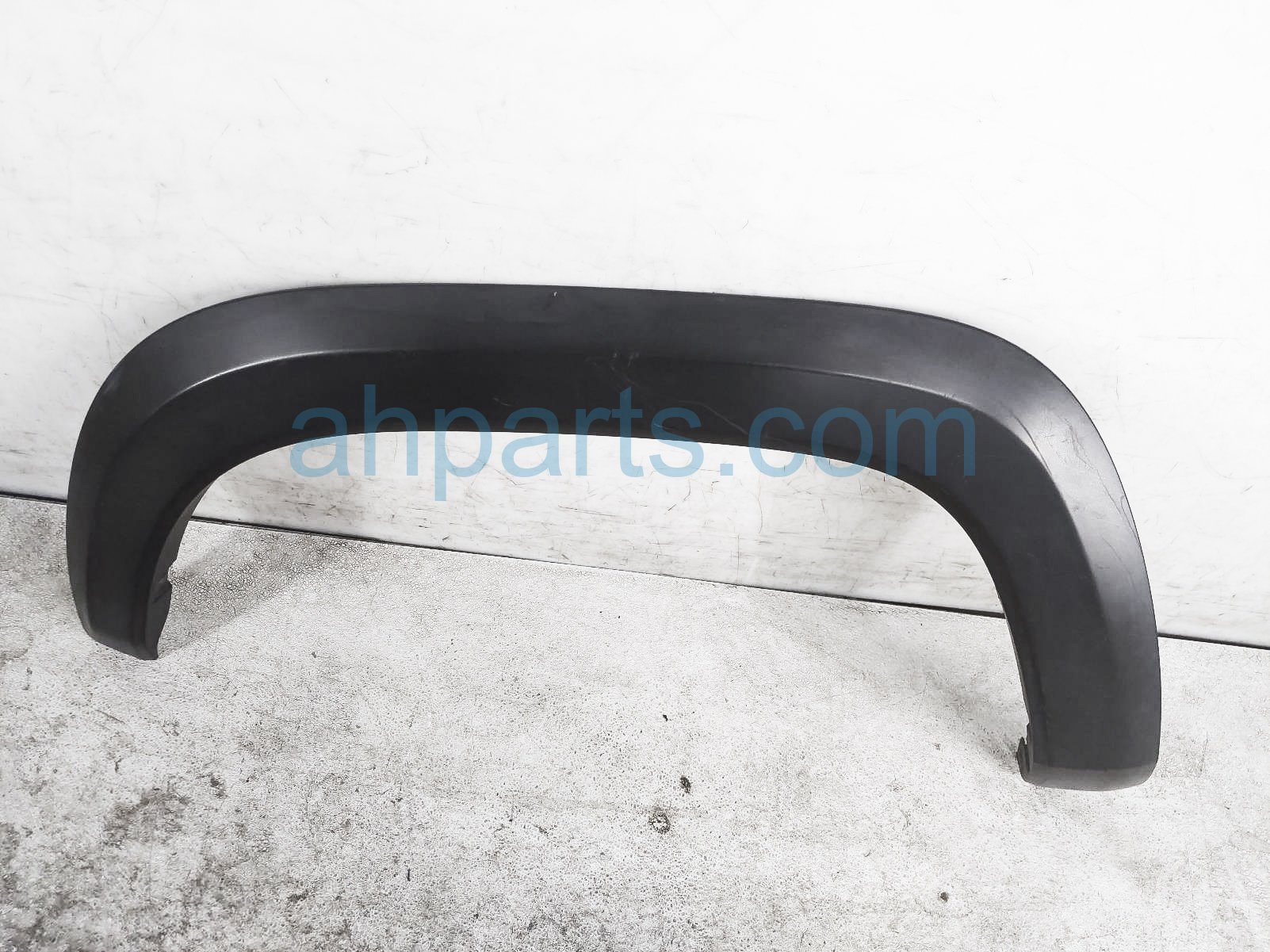 $115 Toyota RR/LH WHEEL ARCH / FENDER FLARE