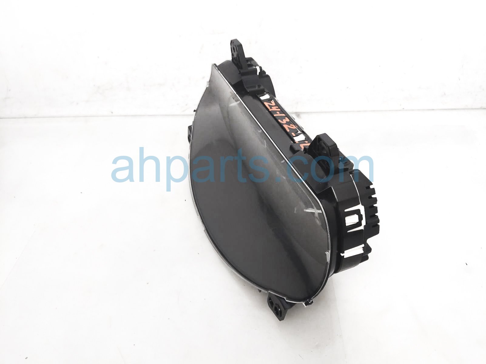 $125 Ford SPEEDOMETER CLUSTER - 25K MILES $125 Ford SPEEDOMETER CLUSTER - 25K MILES