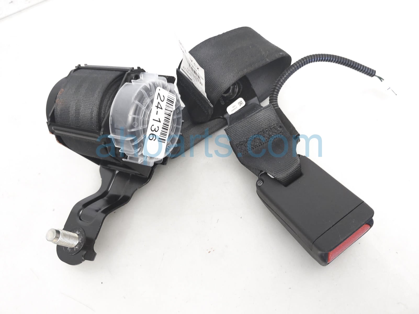 $35 Honda 2ND ROW MID SEAT BELT - BLACK $35 Honda 2ND ROW MID SEAT BELT - BLACK