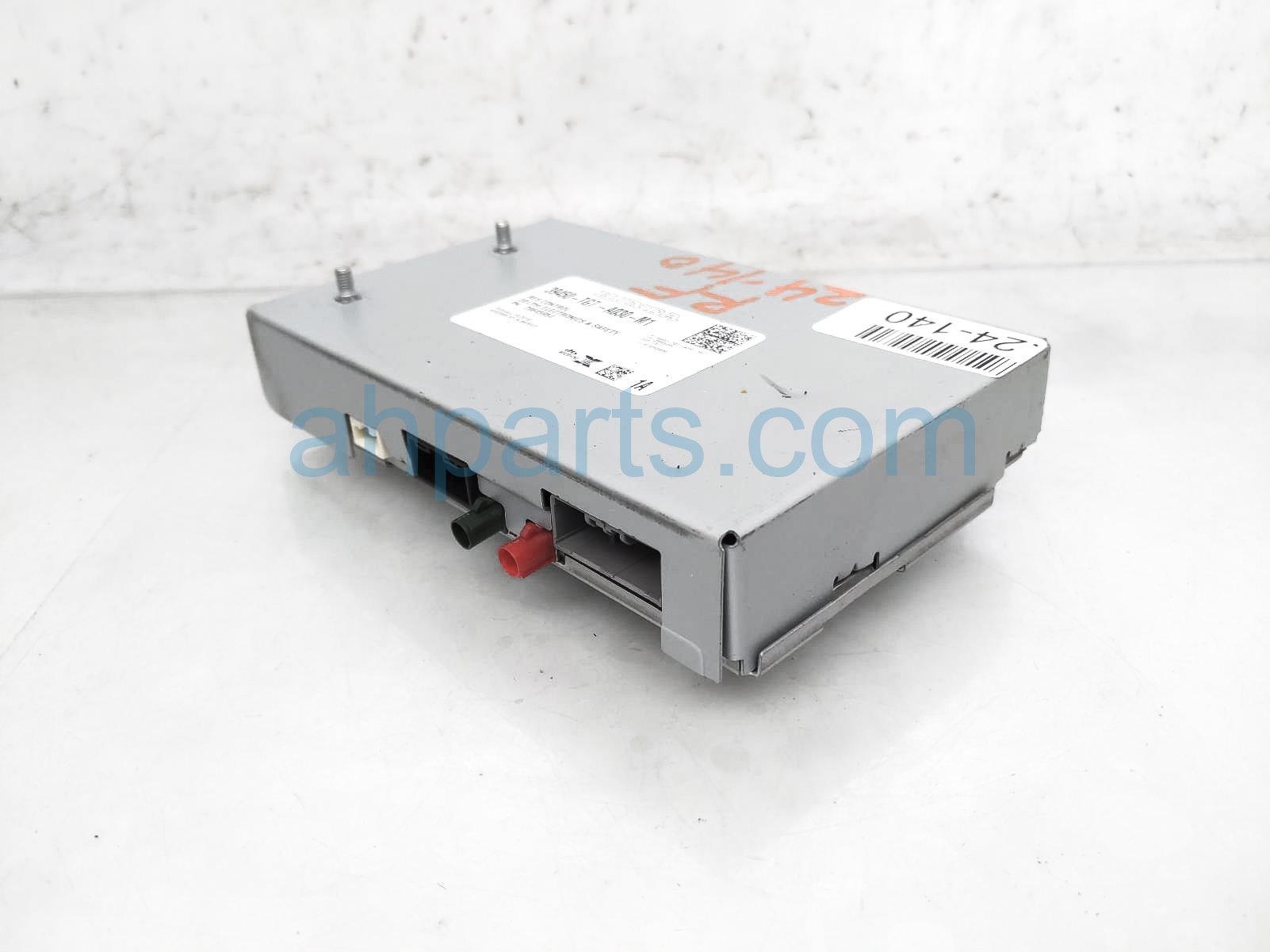 $275 Honda REAR ENTERTAINMENT CONTROL MODULE $275 Honda REAR ENTERTAINMENT CONTROL MODULE