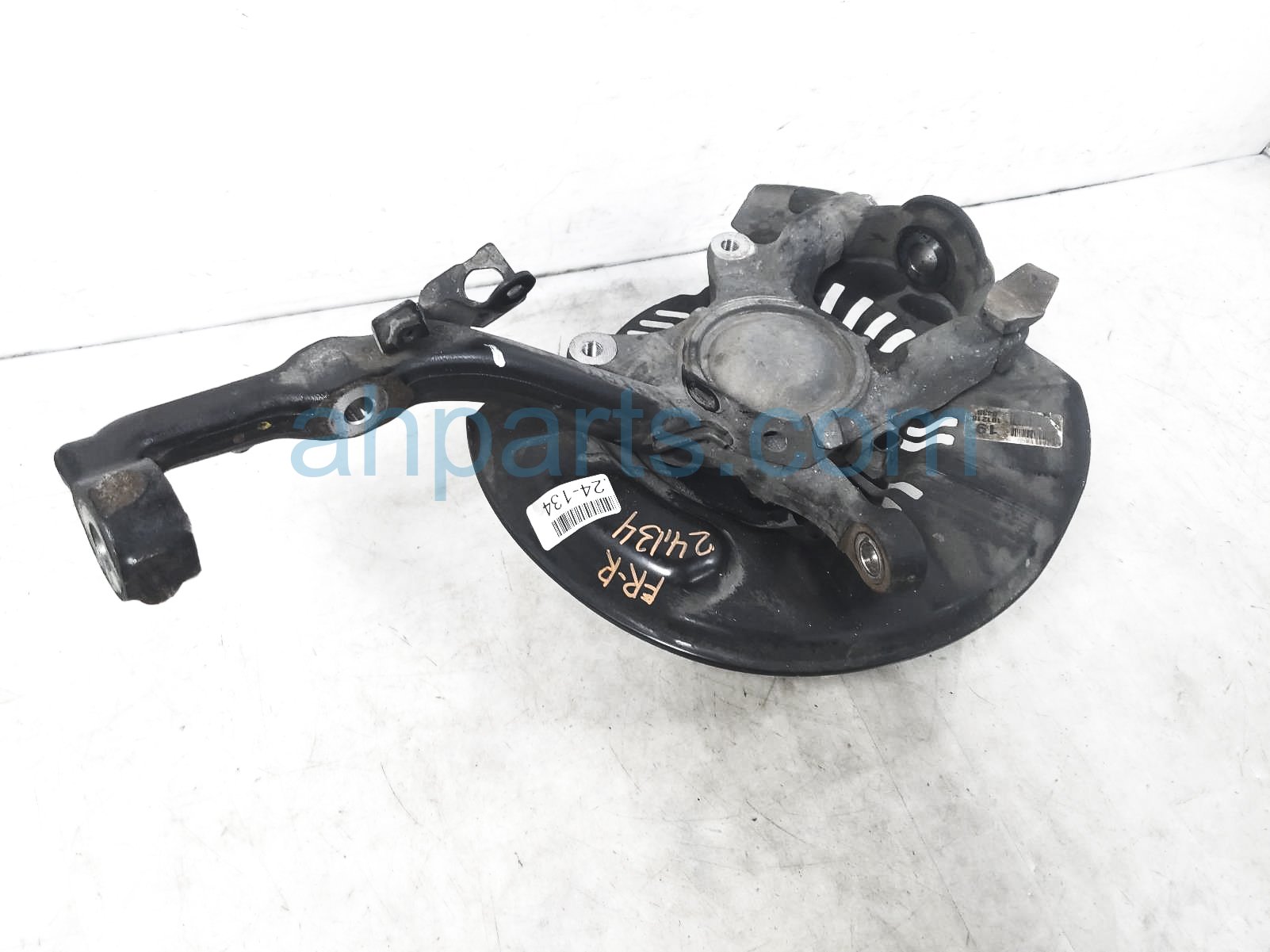 $325 Toyota FR/RH SPINDLE KNUCKLE W/HUB $325 Toyota FR/RH SPINDLE KNUCKLE W/HUB