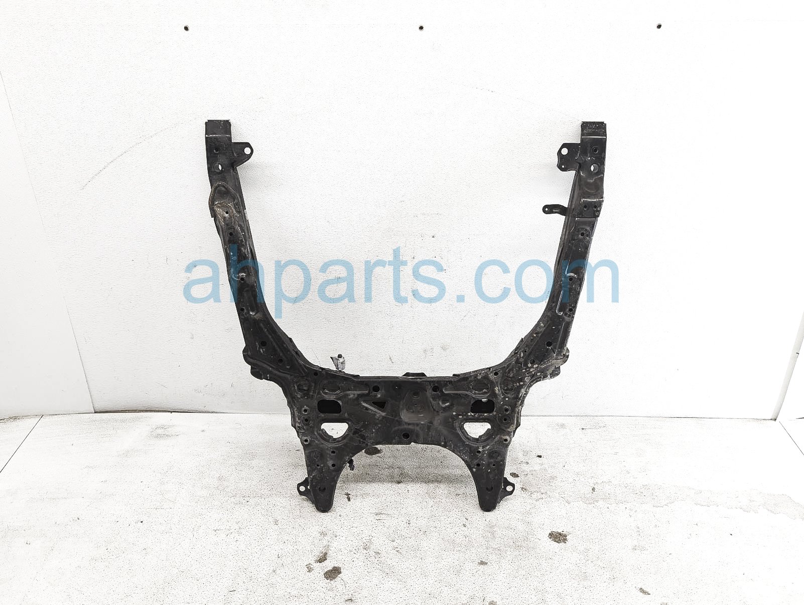 $449 Honda FRONT SUB FRAME / ENGINE CRADLE niq $449 Honda FRONT SUB FRAME / ENGINE CRADLE niq