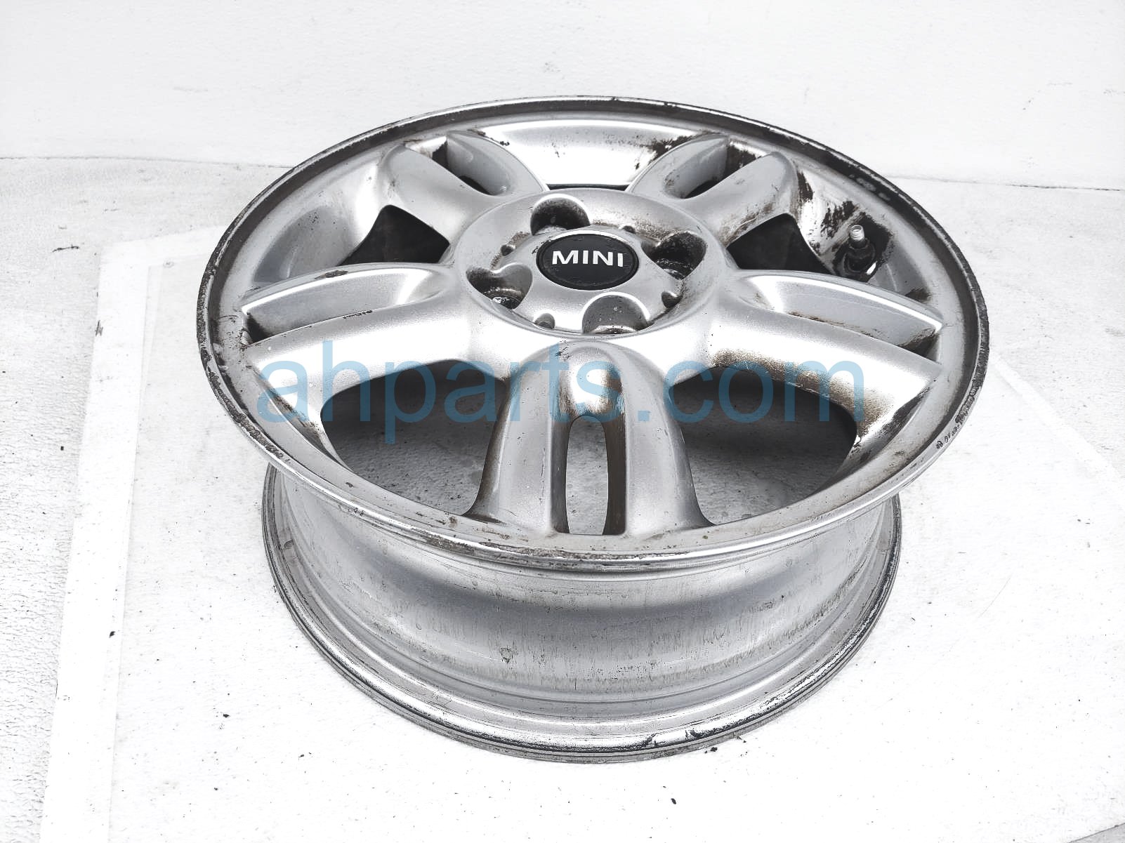 $99 BMW 15 INCH WHEEL / RIM