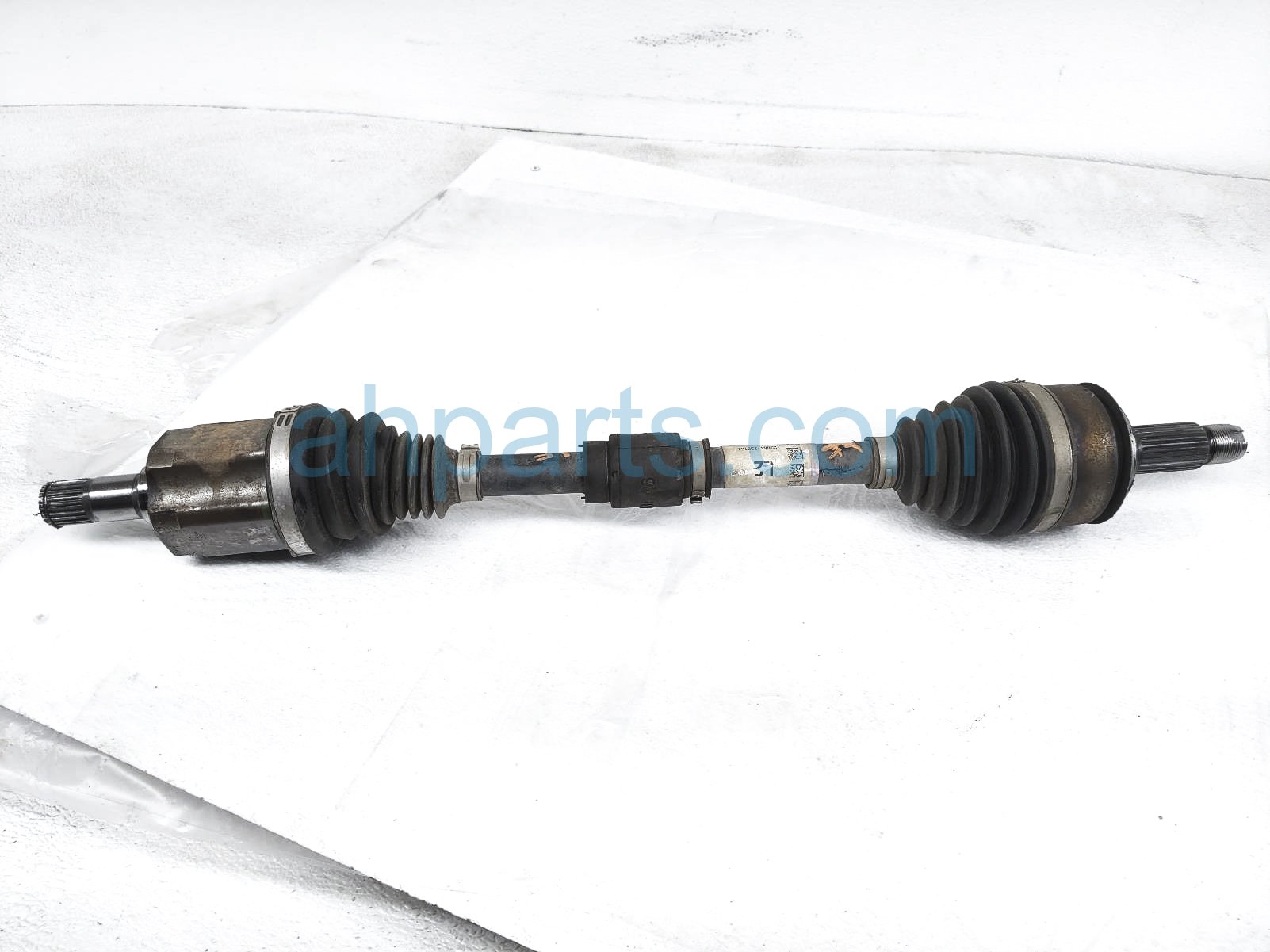 $175 Honda FR/LH CV DRIVE AXLE SHAFT