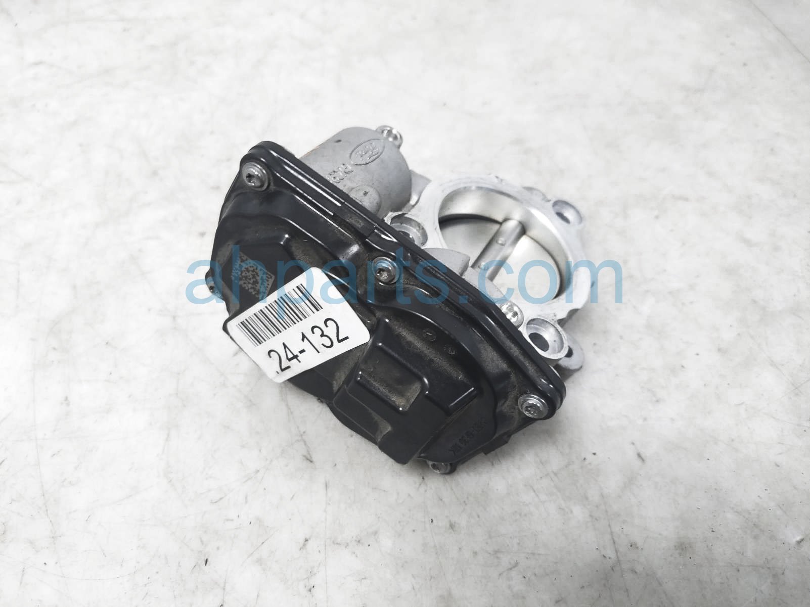 $75 Ford THROTTLE BODY - 25K $75 Ford THROTTLE BODY - 25K