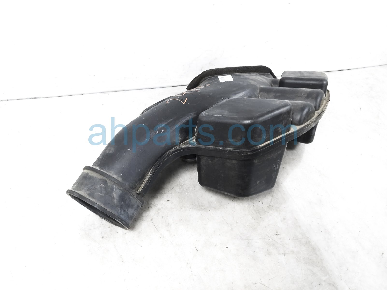 $15 Honda AIR INTAKE TUBE A ASSY