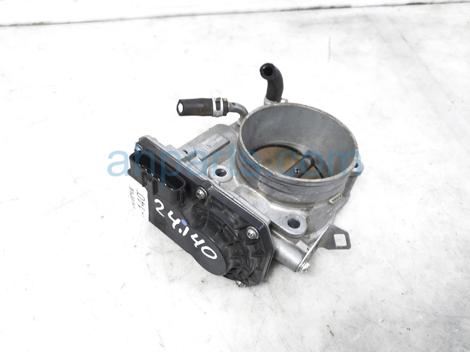 $50 Honda THROTTLE BODY - 94K $50 Honda THROTTLE BODY - 94K