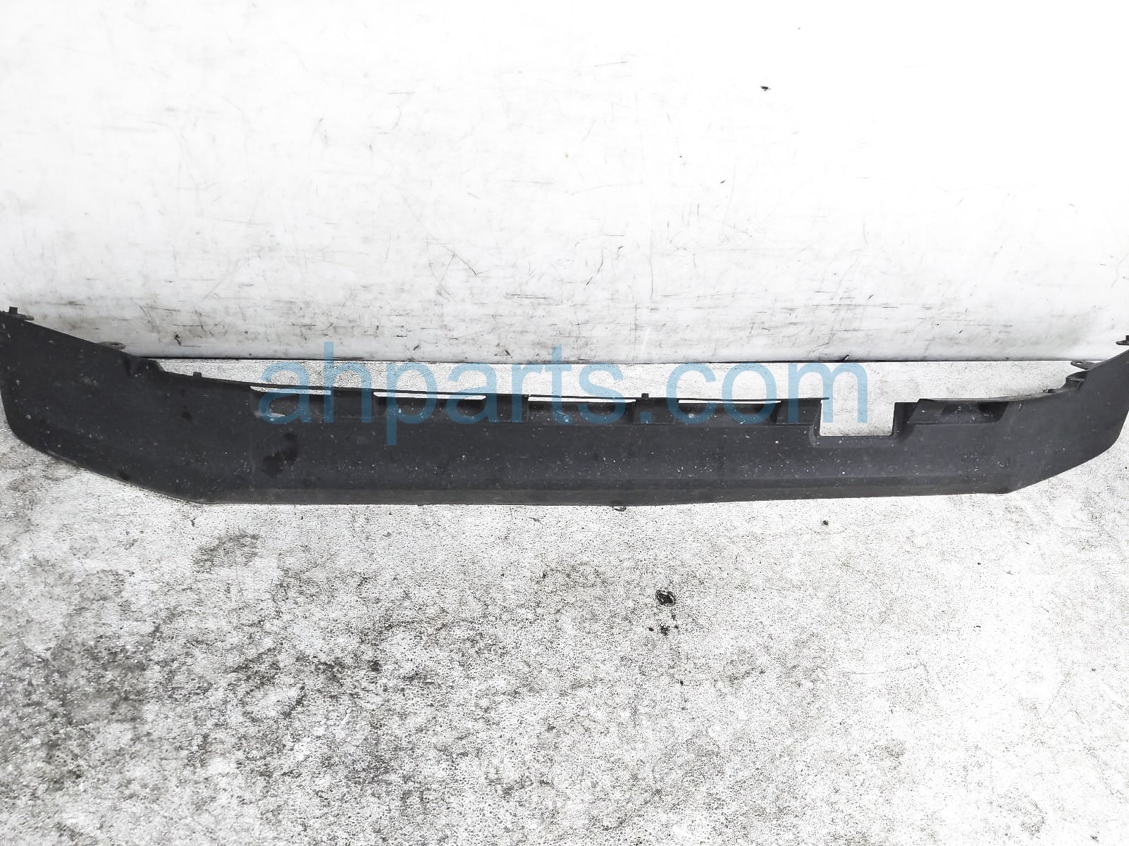$100 Toyota LOWER FRONT SPOILER / VALANCER PANEL $100 Toyota LOWER FRONT SPOILER / VALANCER PANEL