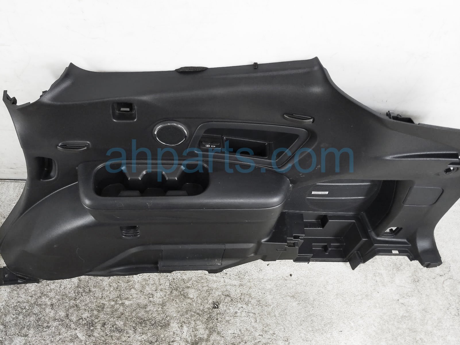 $150 Subaru RH QUARTER INNER TRIM PANEL - BLK $150 Subaru RH QUARTER INNER TRIM PANEL - BLK