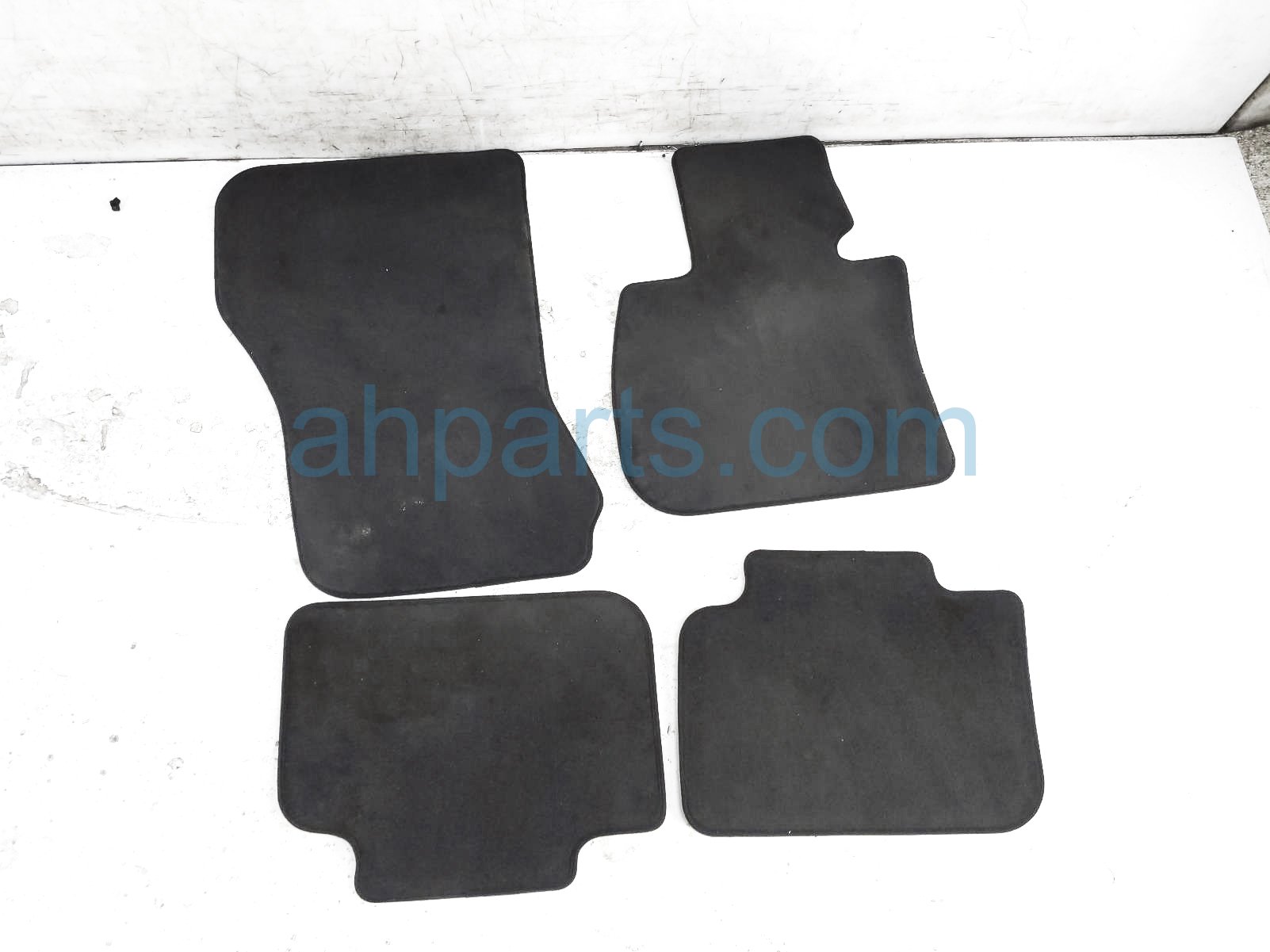 $50 BMW SET OF 4 - FLOOR MATS - BLK CLOTH $50 BMW SET OF 4 - FLOOR MATS - BLK CLOTH