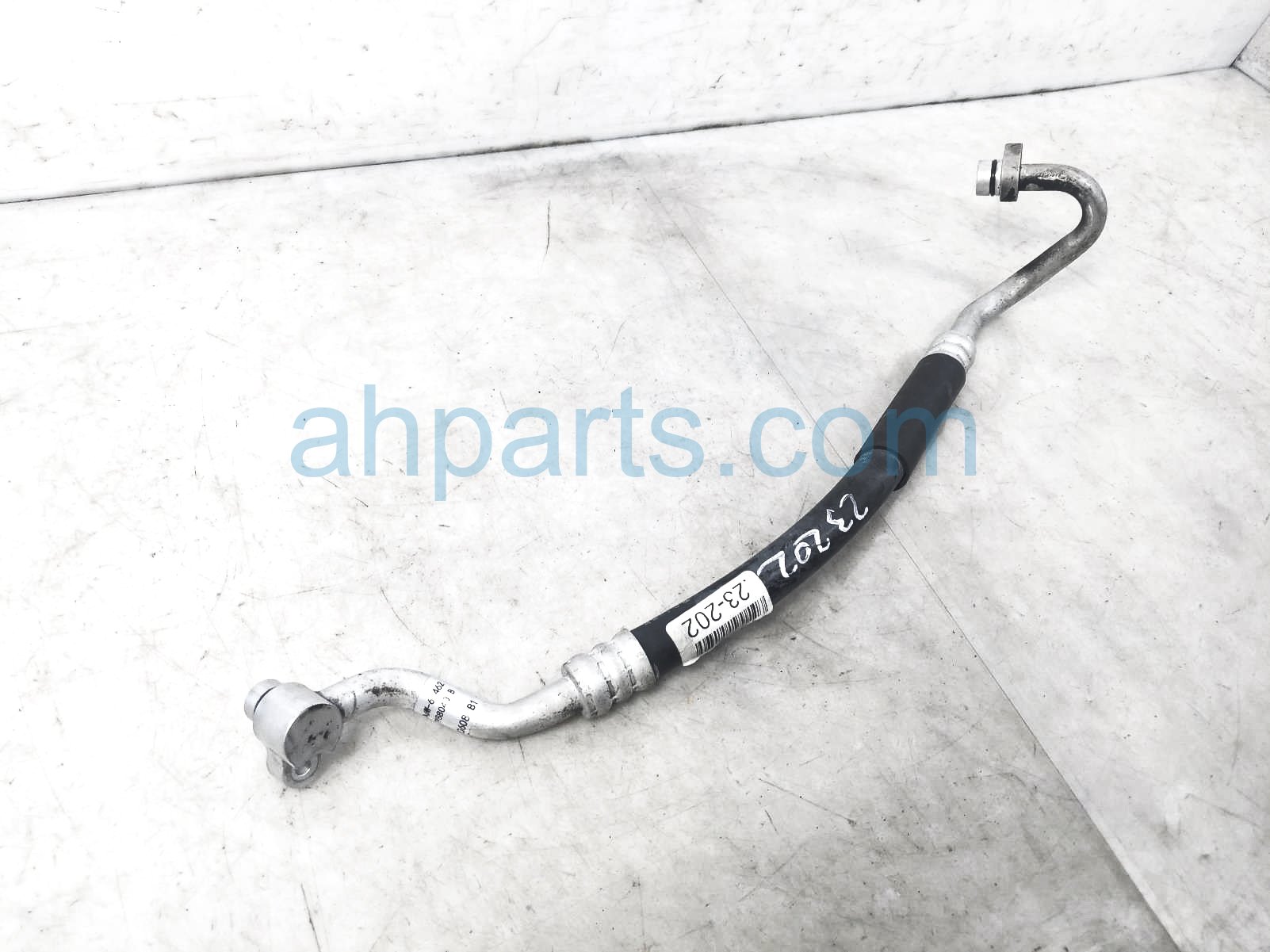 $40 Mazda AC RETURN HOSE $40 Mazda AC RETURN HOSE