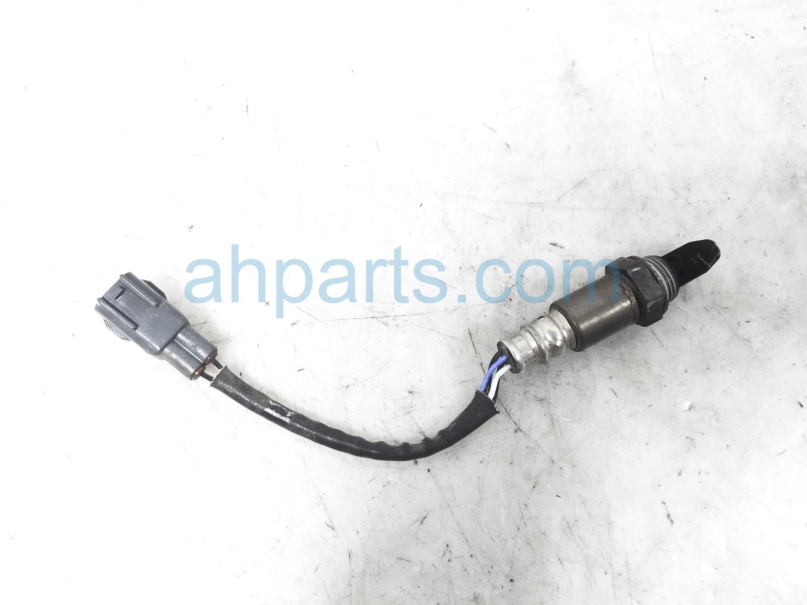 $35 Lexus LH EXHAUST MANIFOLD OXYGEN SENSOR