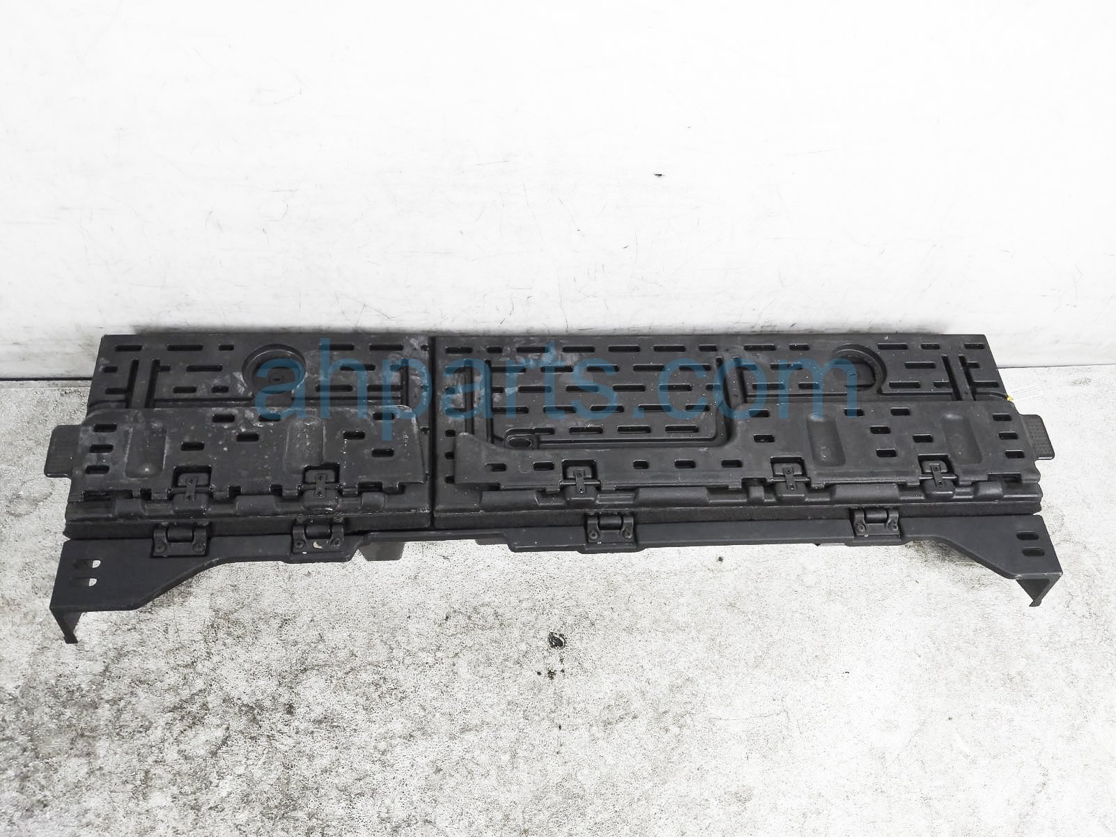 $225 Nissan REAR UNDER STORAGE BOX ASSY $225 Nissan REAR UNDER STORAGE BOX ASSY