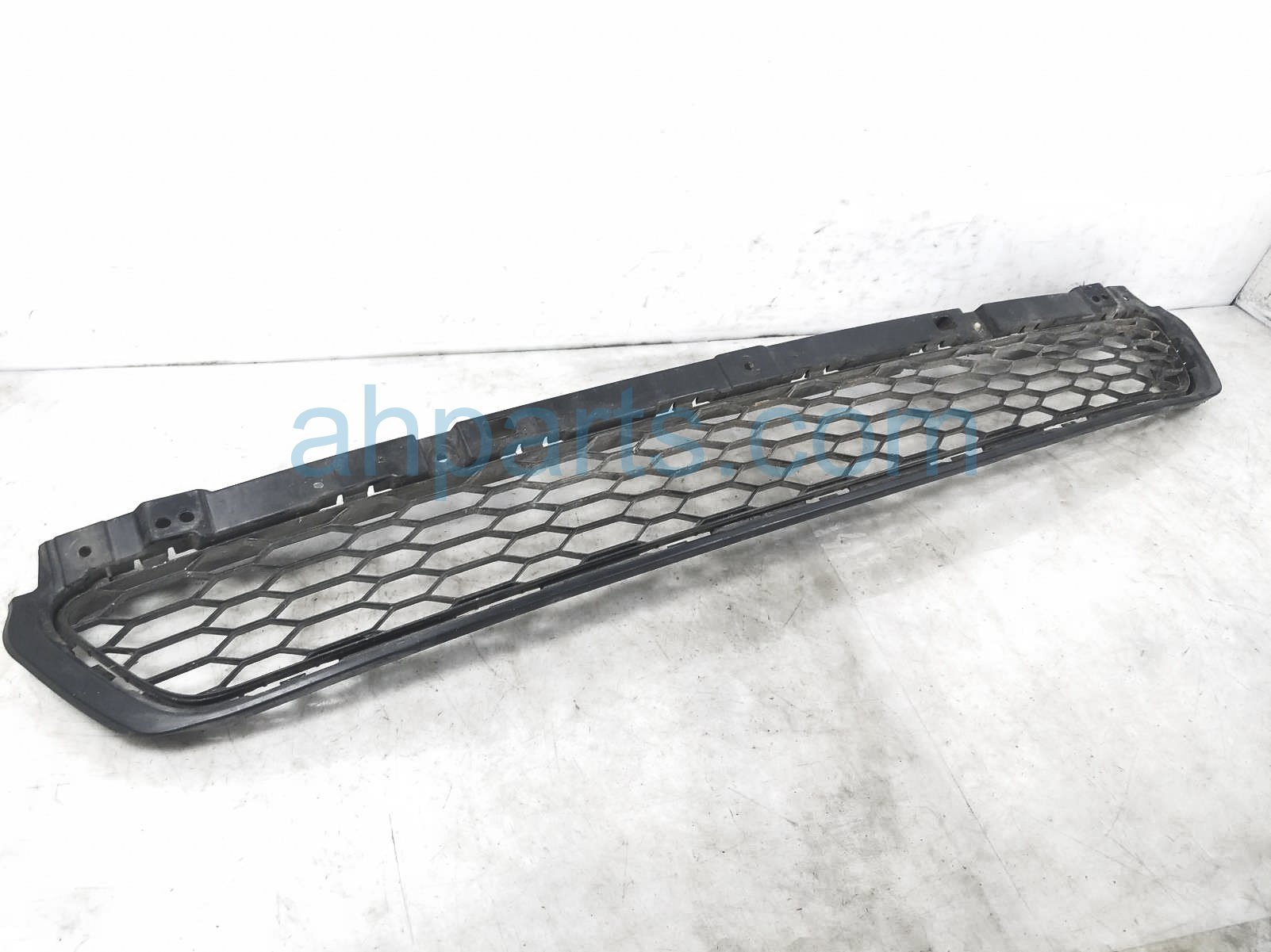 $35 Honda FRONT CENTER LOWER GRILLE $35 Honda FRONT CENTER LOWER GRILLE