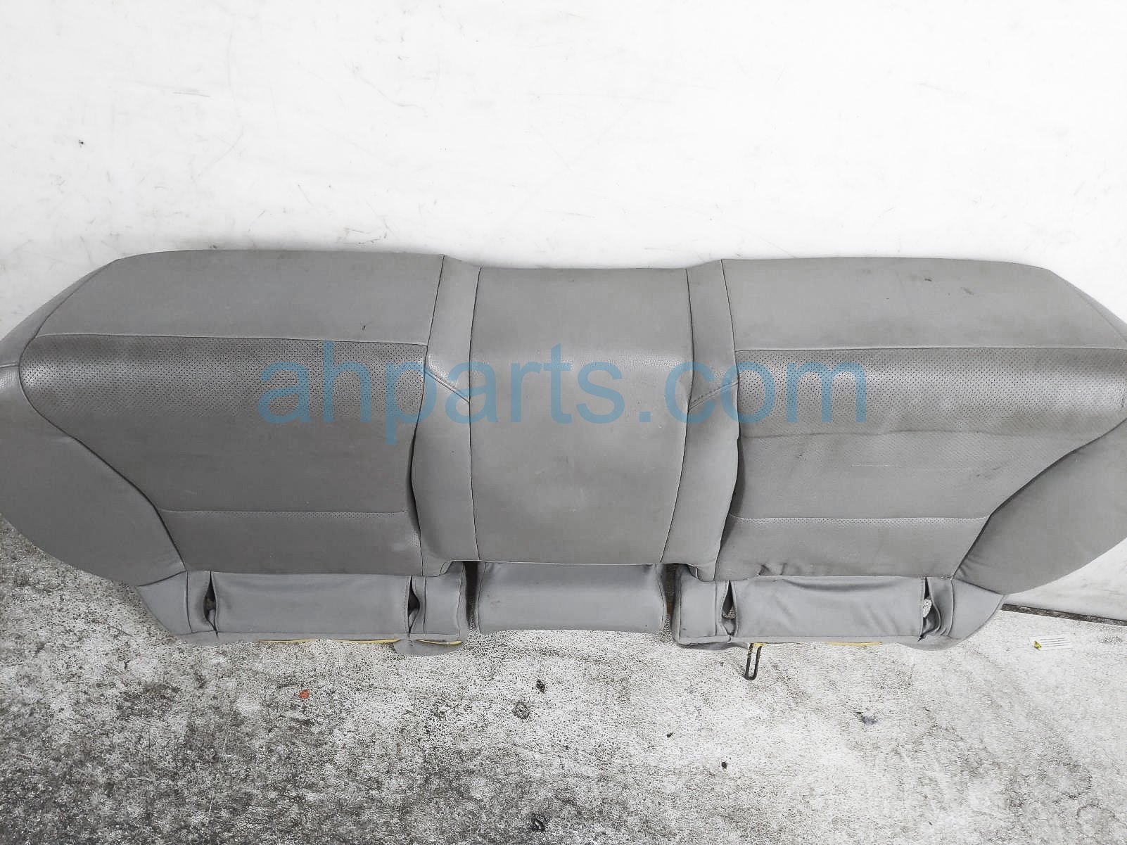 $149 Acura 2ND ROW LOWER CUSHION - GREY LTHR $149 Acura 2ND ROW LOWER CUSHION - GREY LTHR