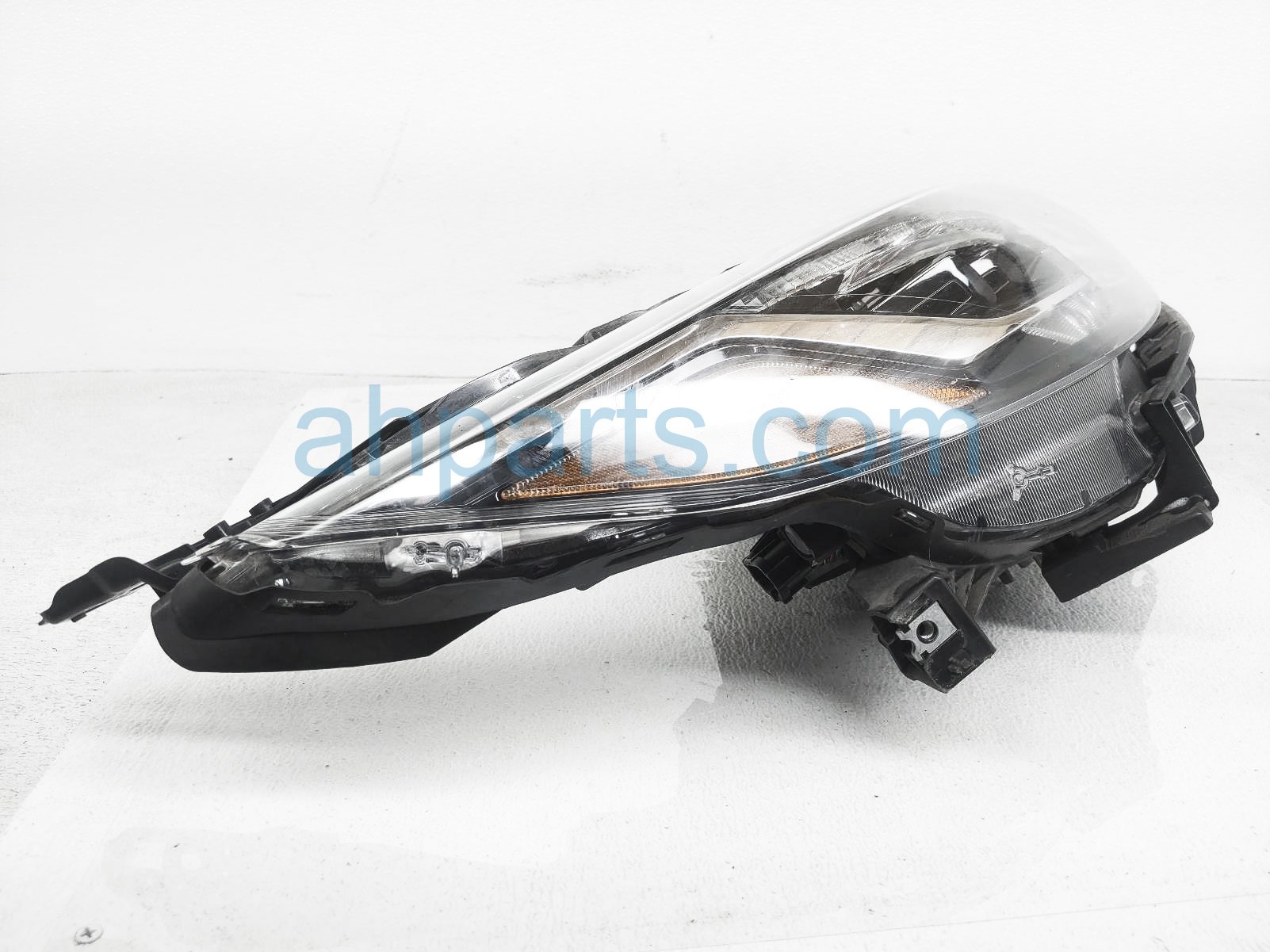 thumbnail image 2 of Speed Daddy OE Style Passenger Side Headlight For 2010-2012 Nissan Sentra SR 2.5 – Black Housing, Clear Lens 2 of 4