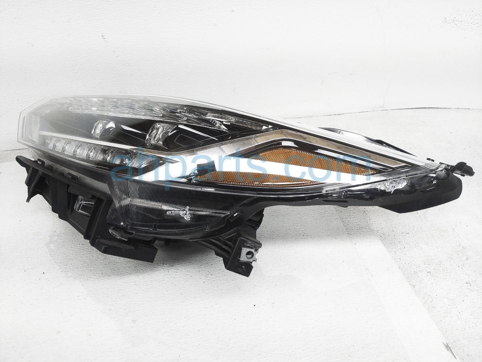 Sold 2021 Nissan Sentra Headlight Driver Headlamp / Light 26060-6LB6A,