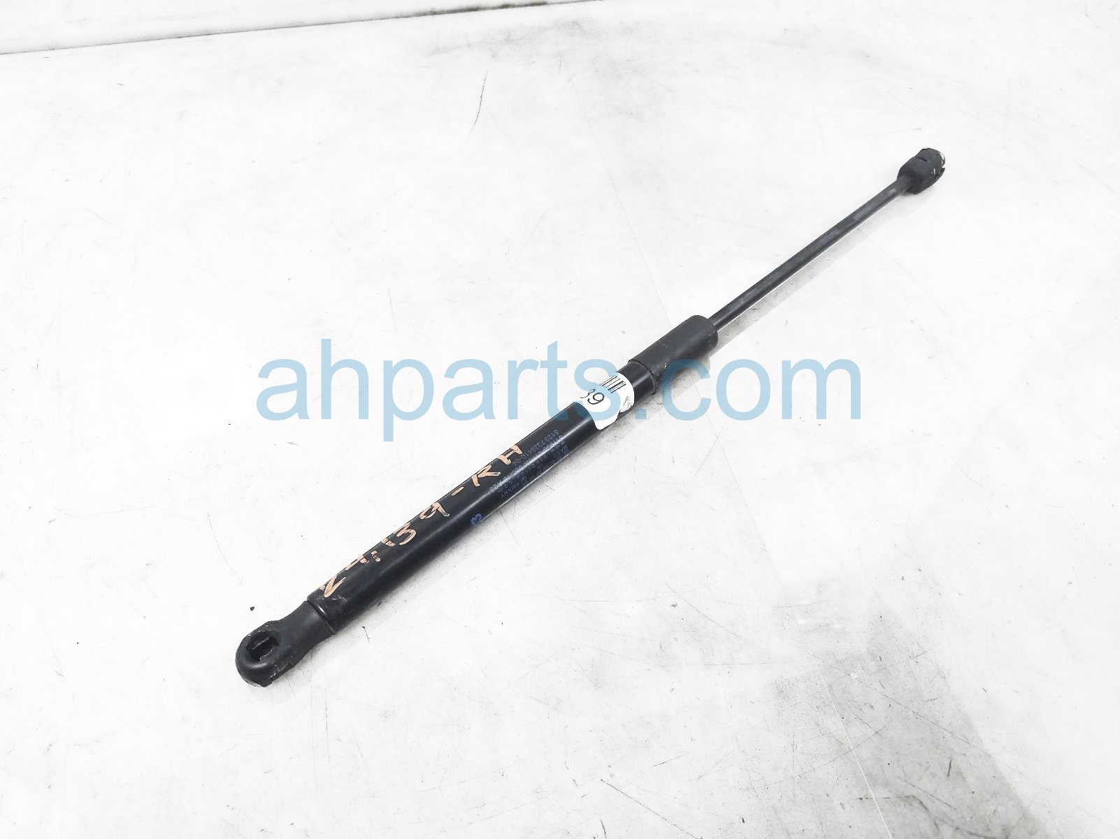 $49 BMW FR/RH HOOD STRUT / LIFT CYLINDER $49 BMW FR/RH HOOD STRUT / LIFT CYLINDER