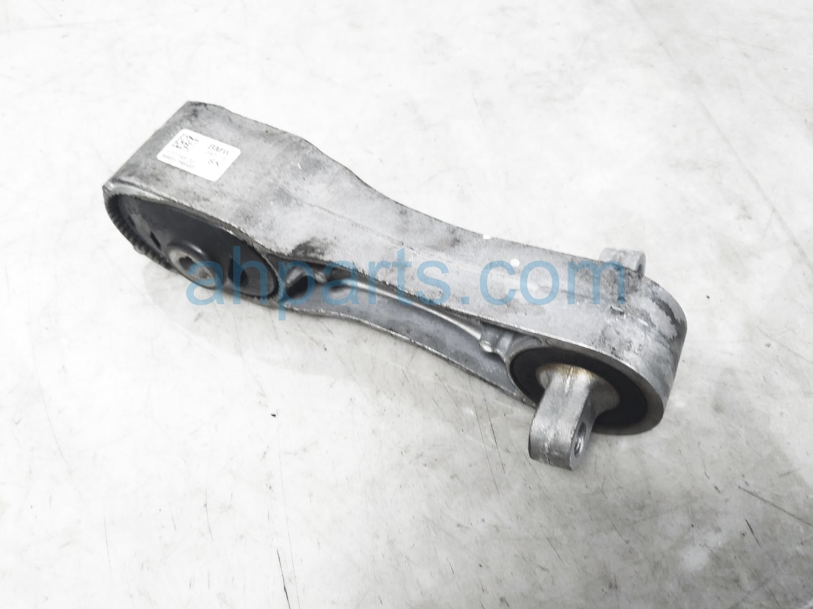 $35 BMW FRONT MOTOR ENGINE MOUNT - 2.0L $35 BMW FRONT MOTOR ENGINE MOUNT - 2.0L