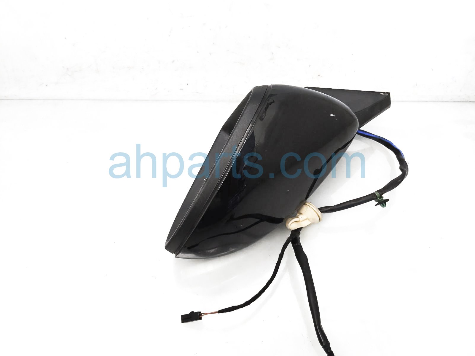 $275 Volkswagen RH SIDE VIEW MIRROR - BLACK $275 Volkswagen RH SIDE VIEW MIRROR - BLACK