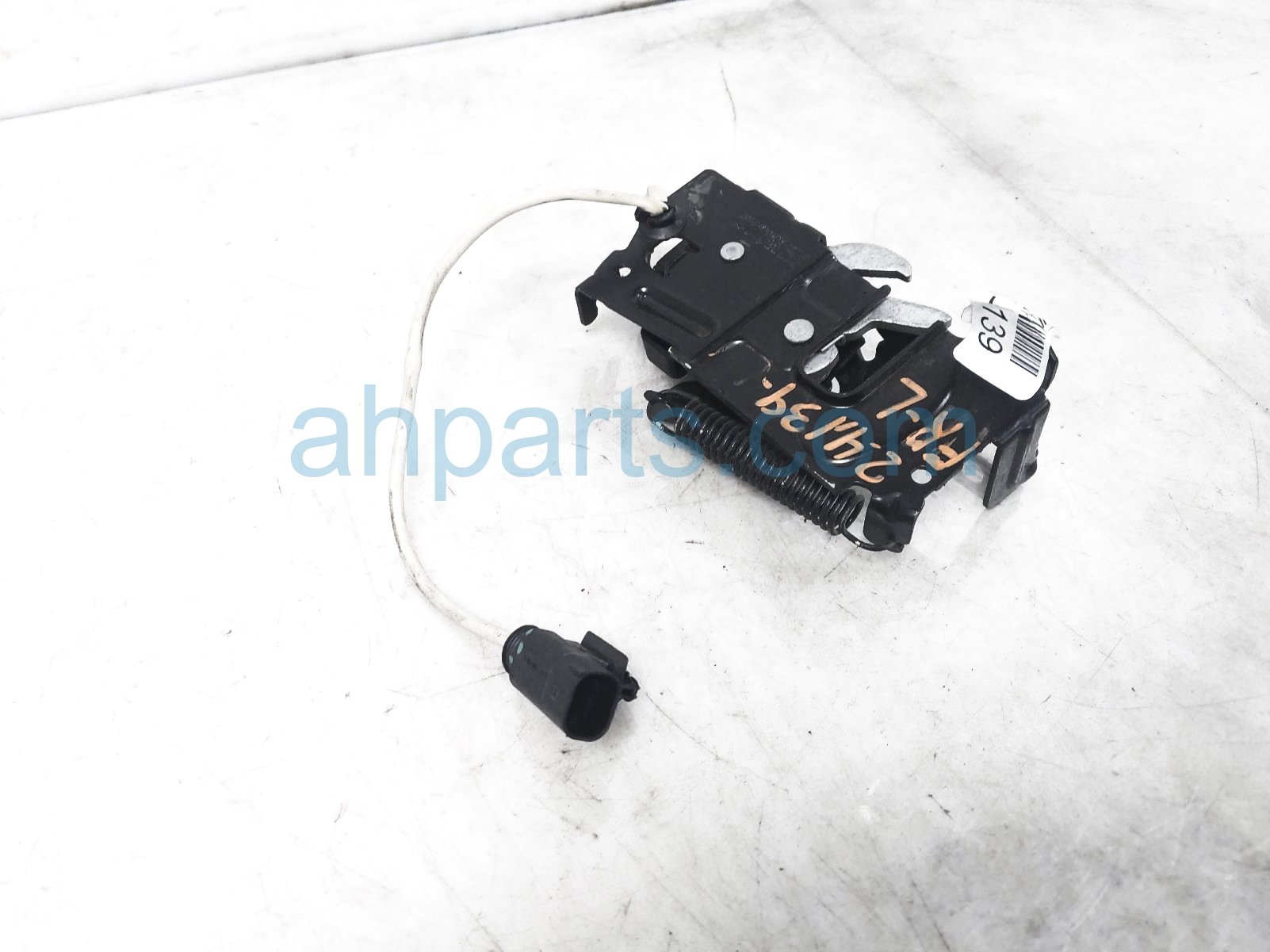 $50 BMW FRONT LH HOOD LATCH LOCK + RELEASE $50 BMW FRONT LH HOOD LATCH LOCK + RELEASE