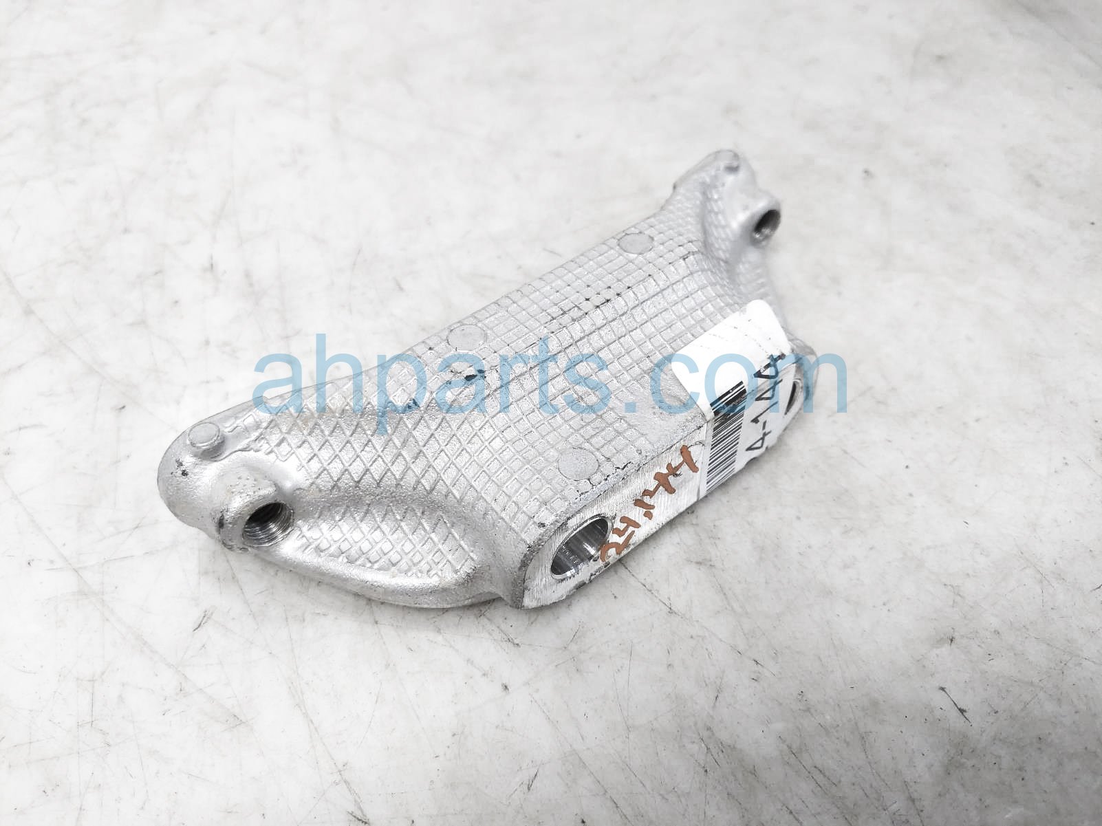 $20 Honda ENGINE SUPPORT BRACKET - 3.5L AWD $20 Honda ENGINE SUPPORT BRACKET - 3.5L AWD