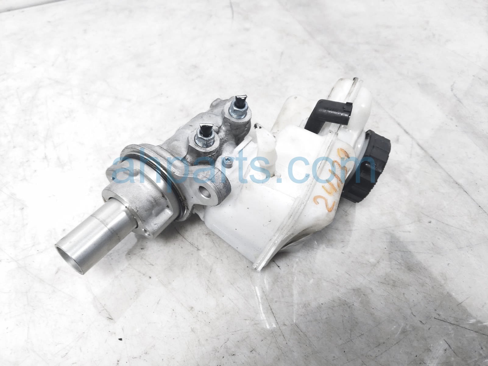 $45 BMW BRAKE MASTER CYLINDER ASSY- AWD 2.0T $45 BMW BRAKE MASTER CYLINDER ASSY- AWD 2.0T