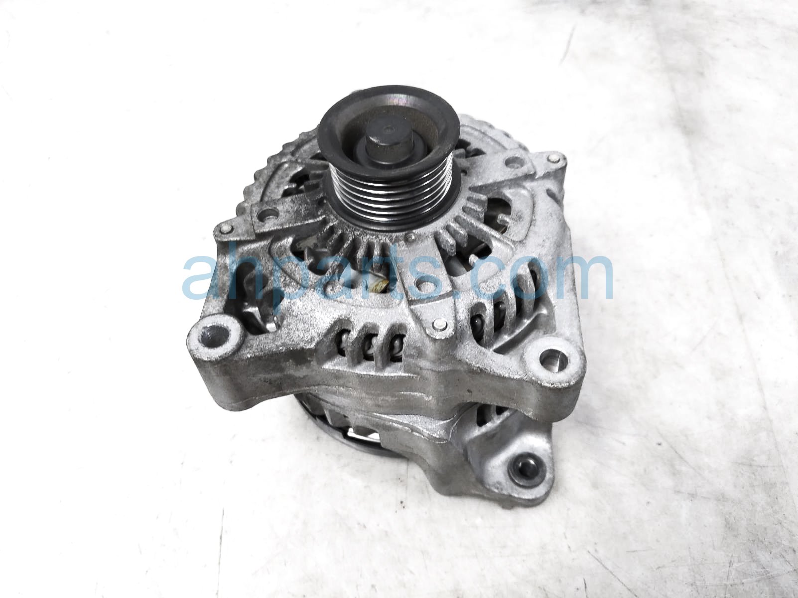 $75 BMW ALTERNATOR / GENERATOR