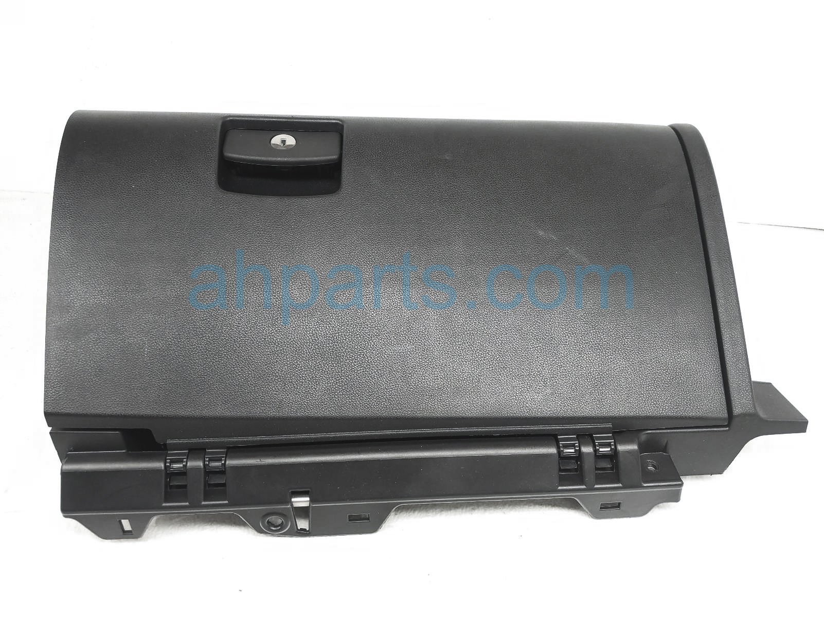 $40 Subaru GLOVE COMPARTMENT BOX - BLK $40 Subaru GLOVE COMPARTMENT BOX - BLK
