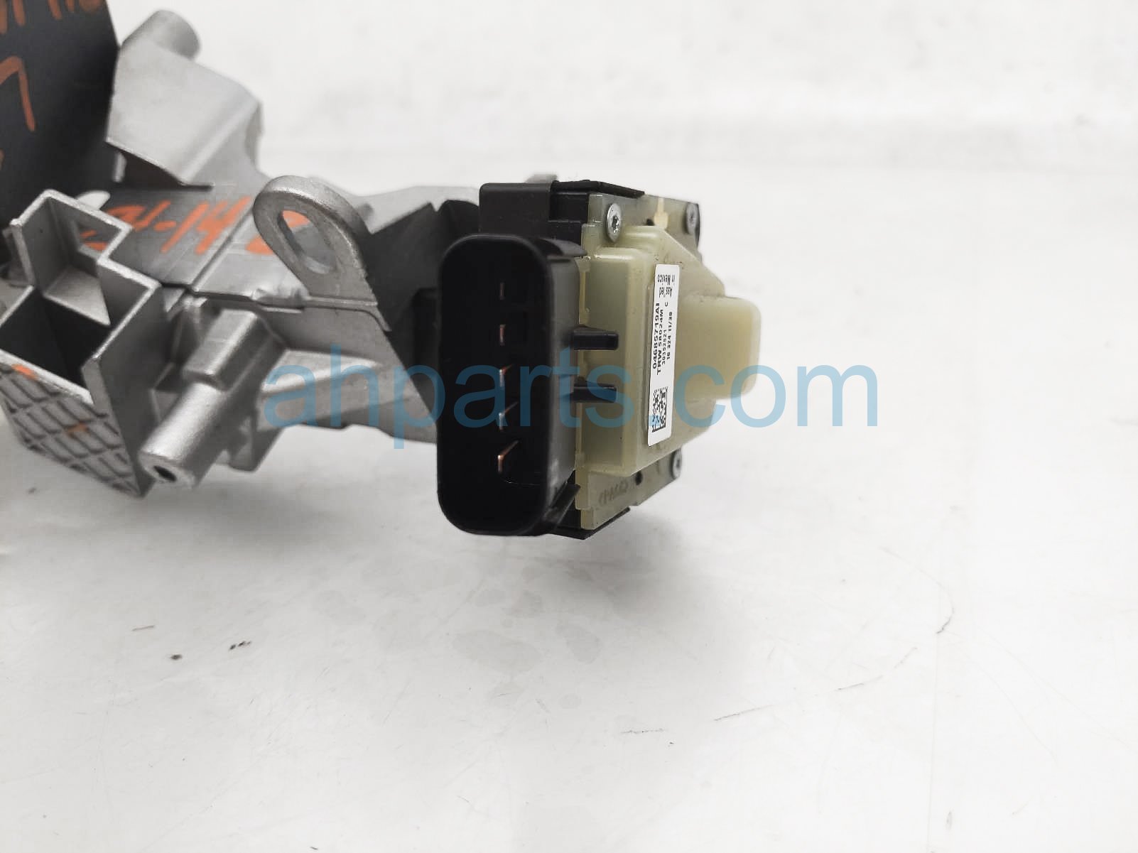 Sold 2017 Jeep Wrangler Column Ignition Switch W/key V6 4x4 At 05057296AM Replacement Sold 2017 Jeep Wrangler Column Ignition Switch W/key V6 4x4 At 05057296AM Replacement thumbnail