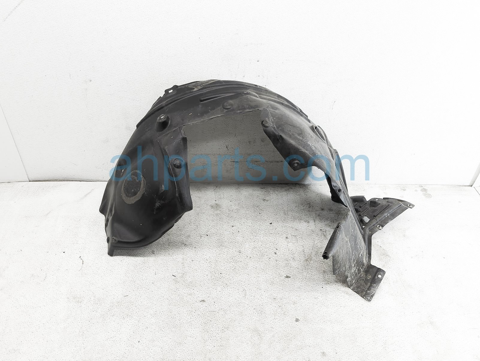 $50 Honda FR/LH INNER FENDER LINER