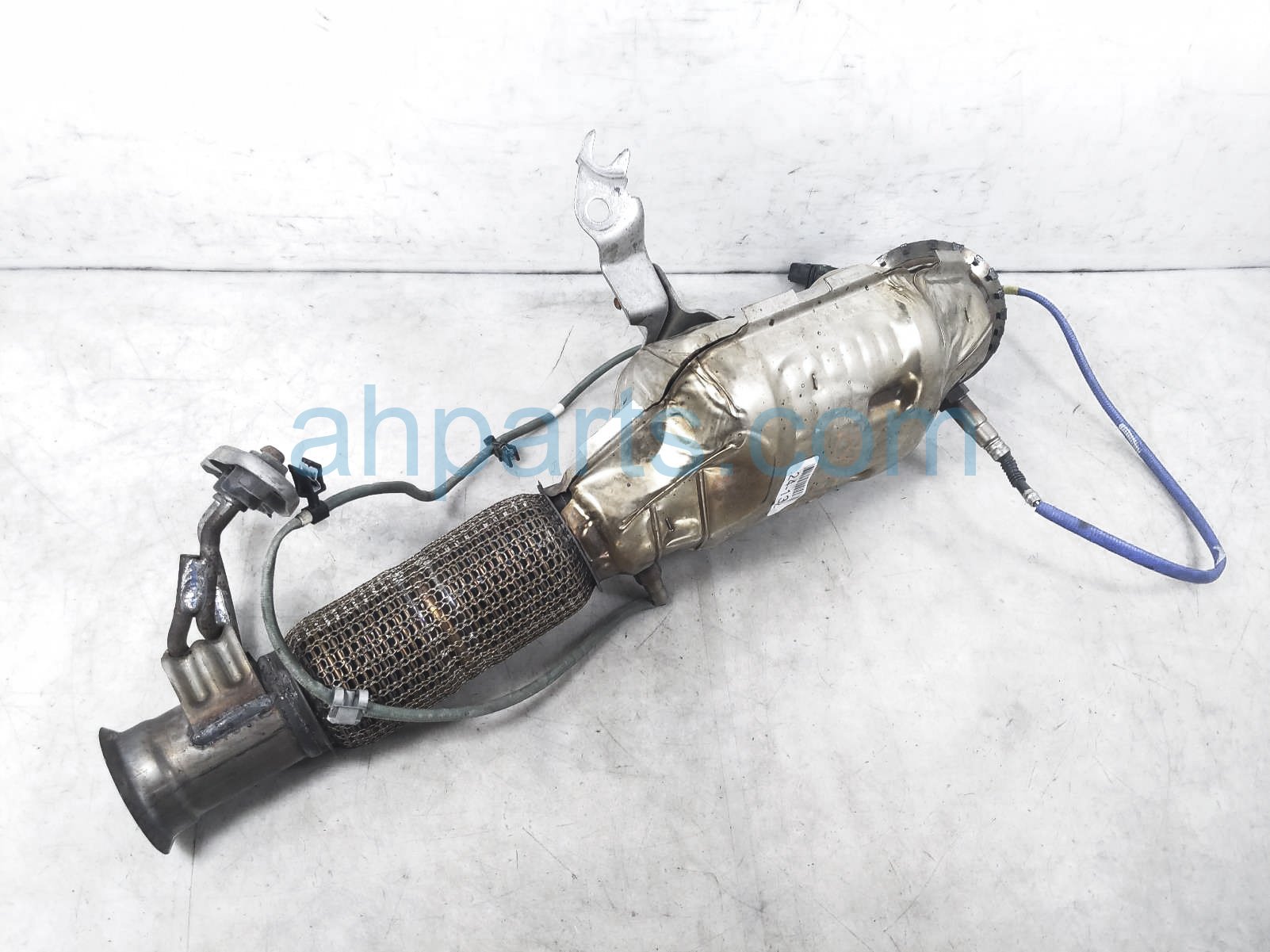 $650 Ford PRIMARY CATALYTIC CONVERTER $650 Ford PRIMARY CATALYTIC CONVERTER
