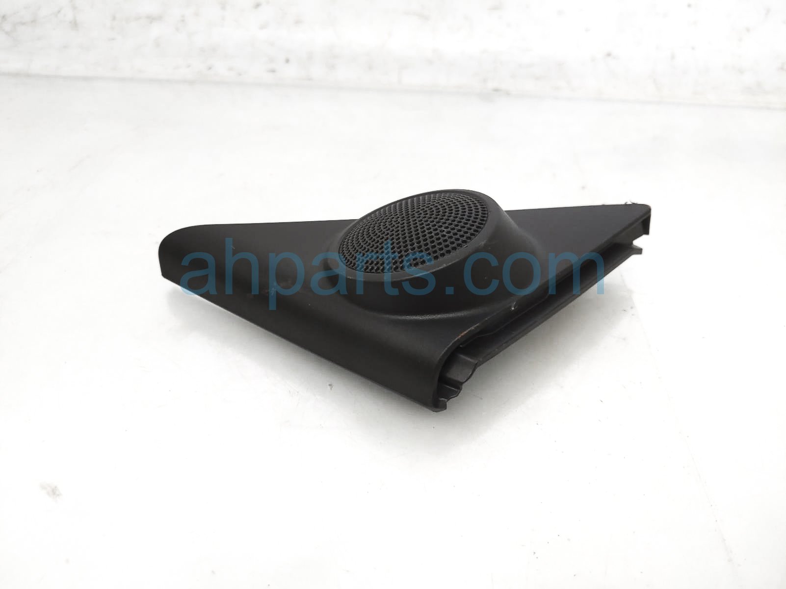 $20 Acura LH PILLAR TWEETER SPEAKER $20 Acura LH PILLAR TWEETER SPEAKER