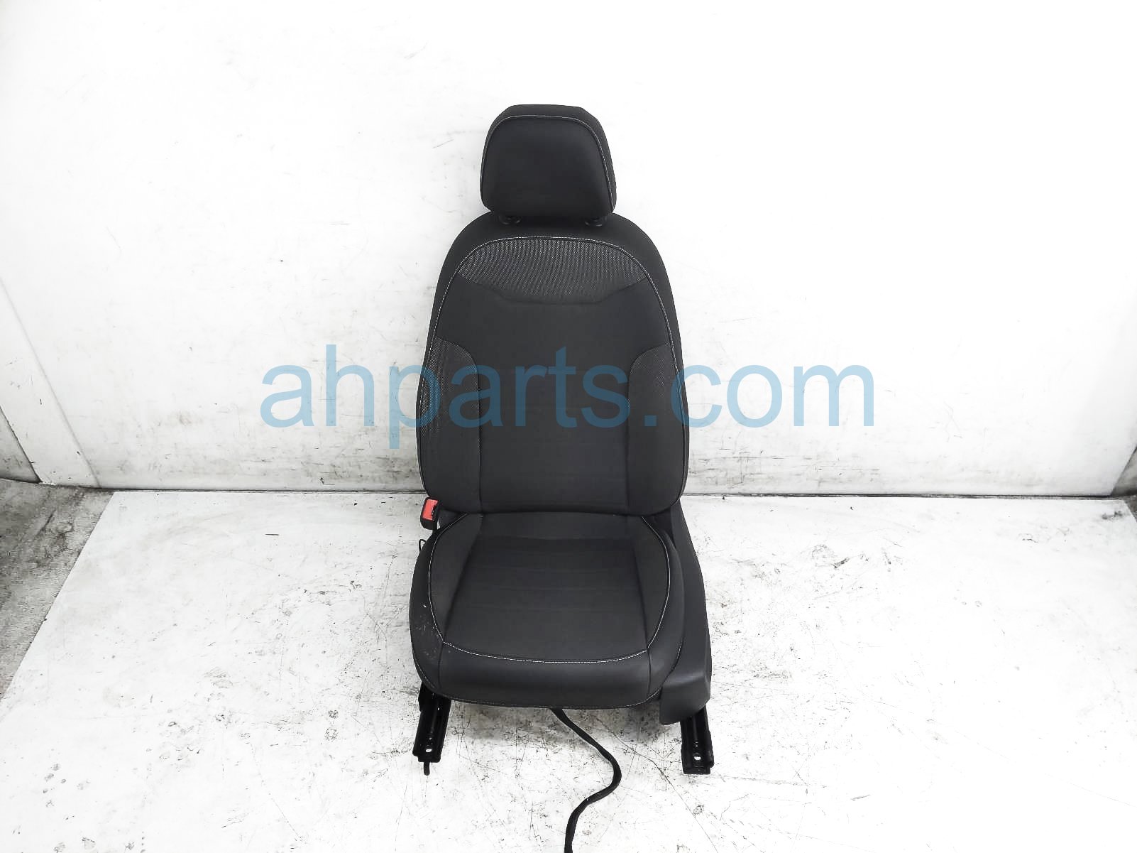 $450 Volkswagen FR/LH SEAT - BLACK - W/ AIRBAG - SE $450 Volkswagen FR/LH SEAT - BLACK - W/ AIRBAG - SE