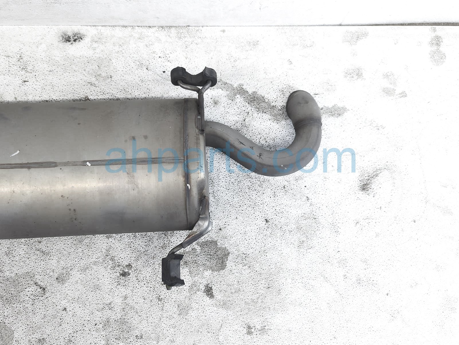 Sold 2017 Acura RDX Exhaust Muffler Assy 18307-TX4-A02