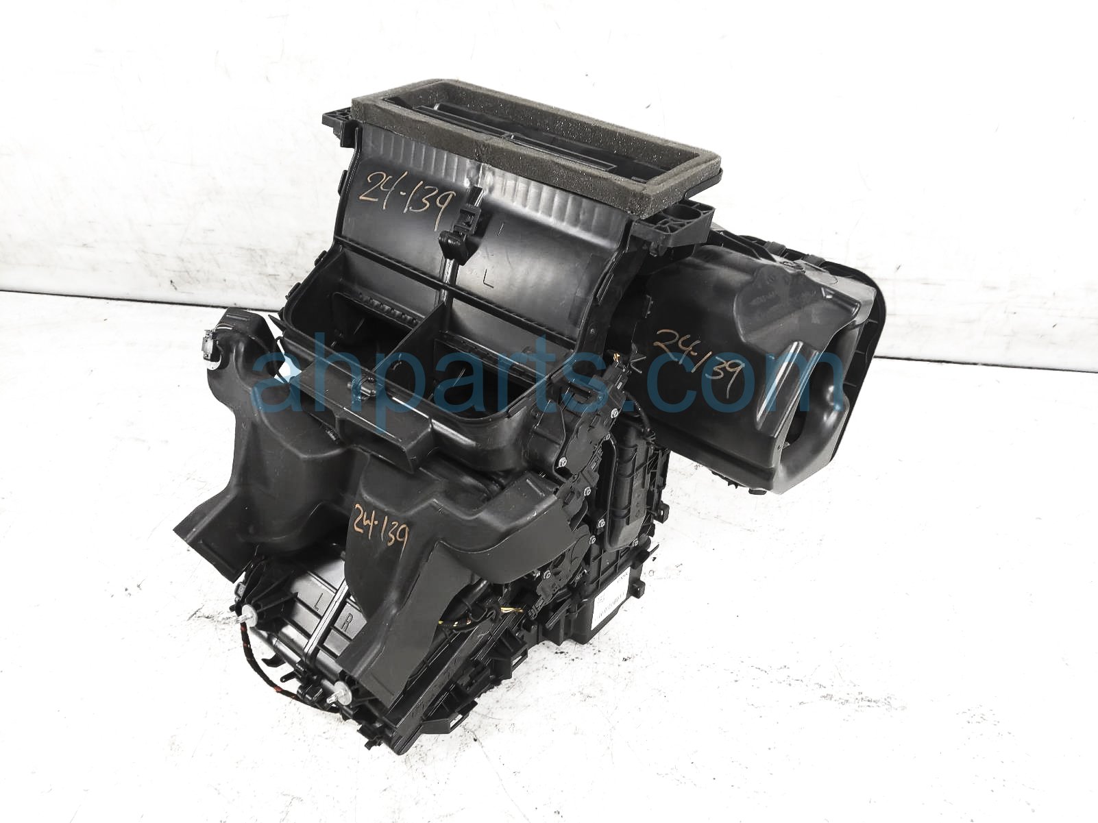 $150 BMW BLOWER MOTOR W/HEATER CORE - 2.0 AWD