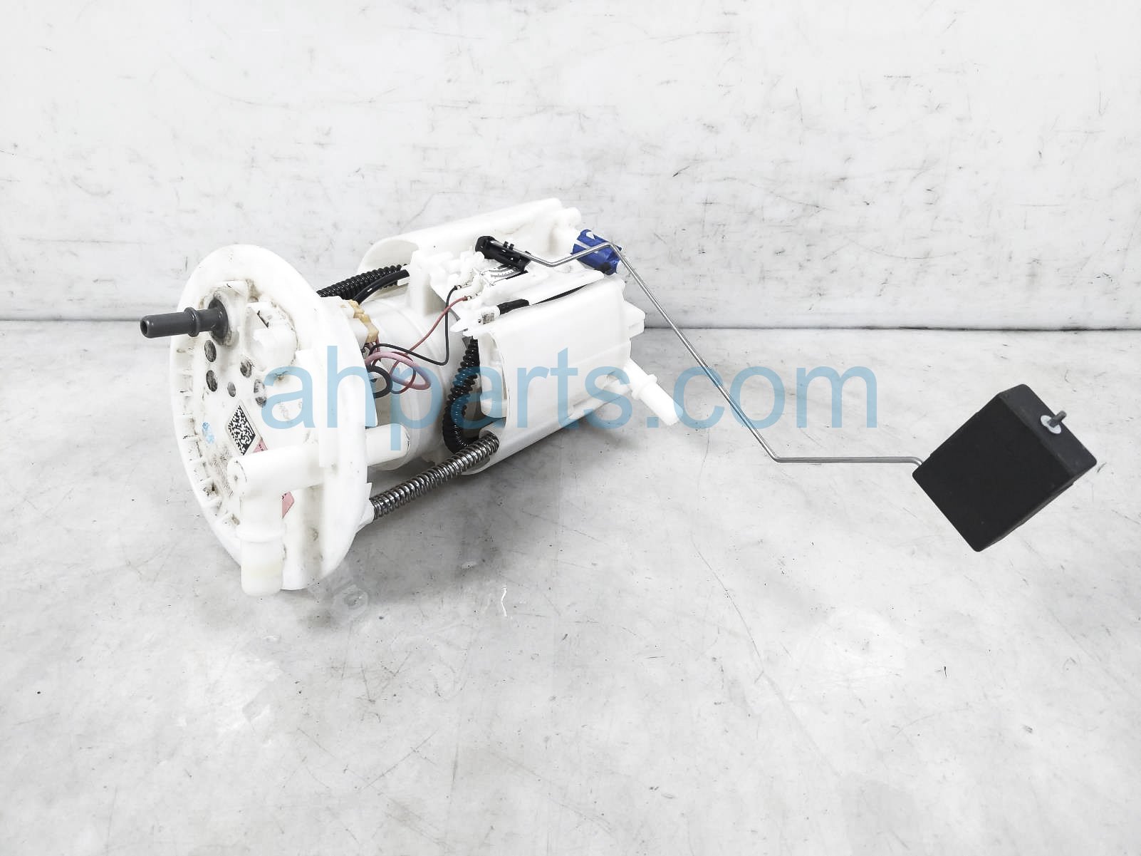 $90 Ford GAS / FUEL PUMP (TANK MOUNTED) $90 Ford GAS / FUEL PUMP (TANK MOUNTED)