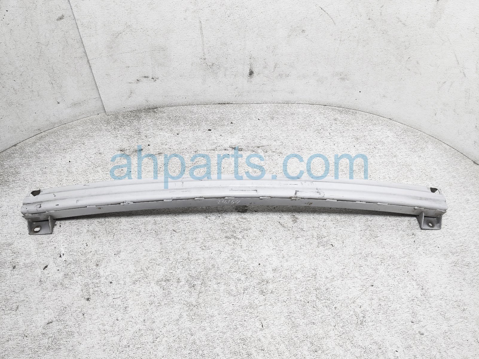 $90 Ford REAR BUMPER REINFORCEMENT BAR $90 Ford REAR BUMPER REINFORCEMENT BAR