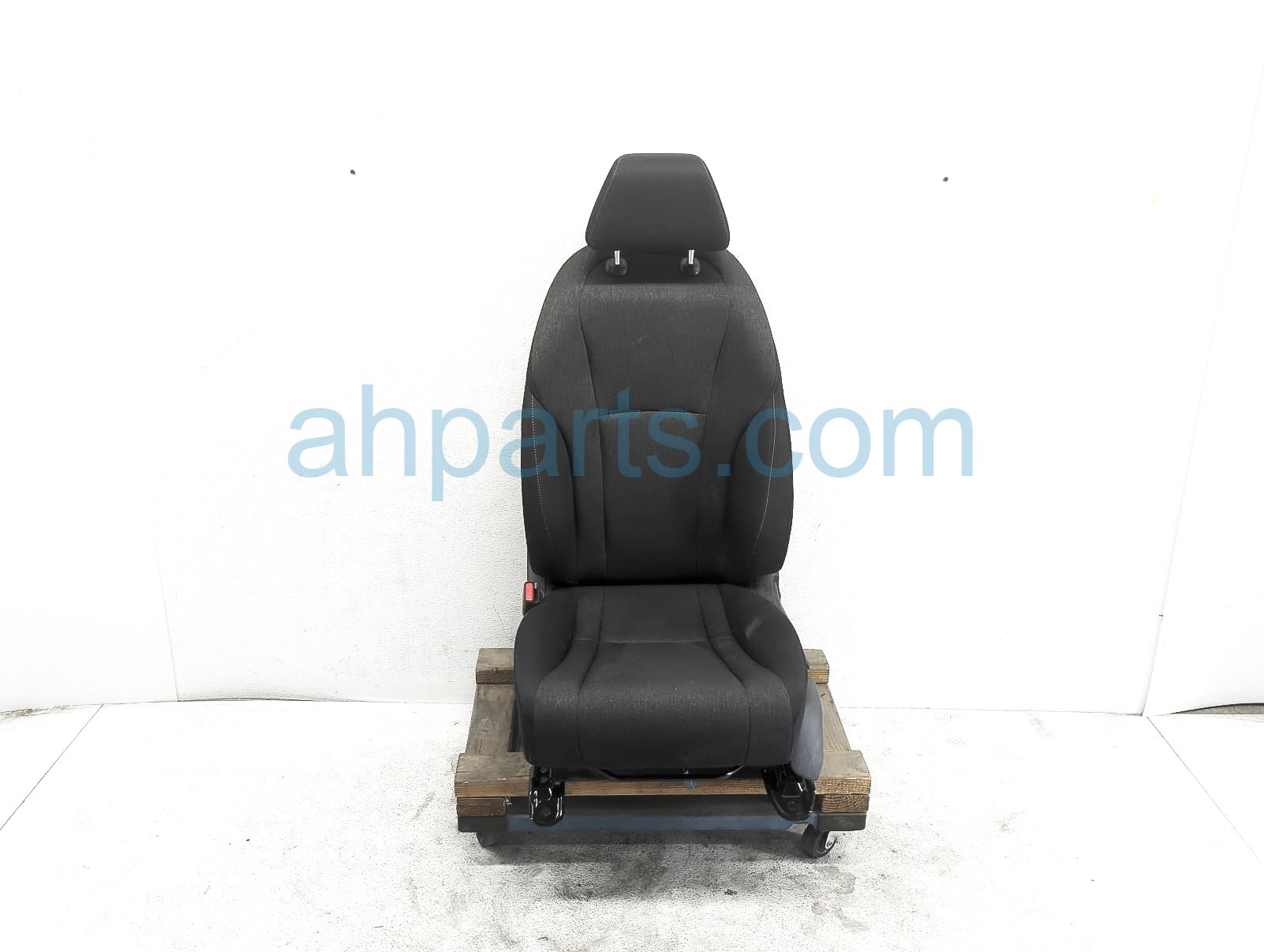 $375 Honda FR/LH SEAT - BLACK CLOTH