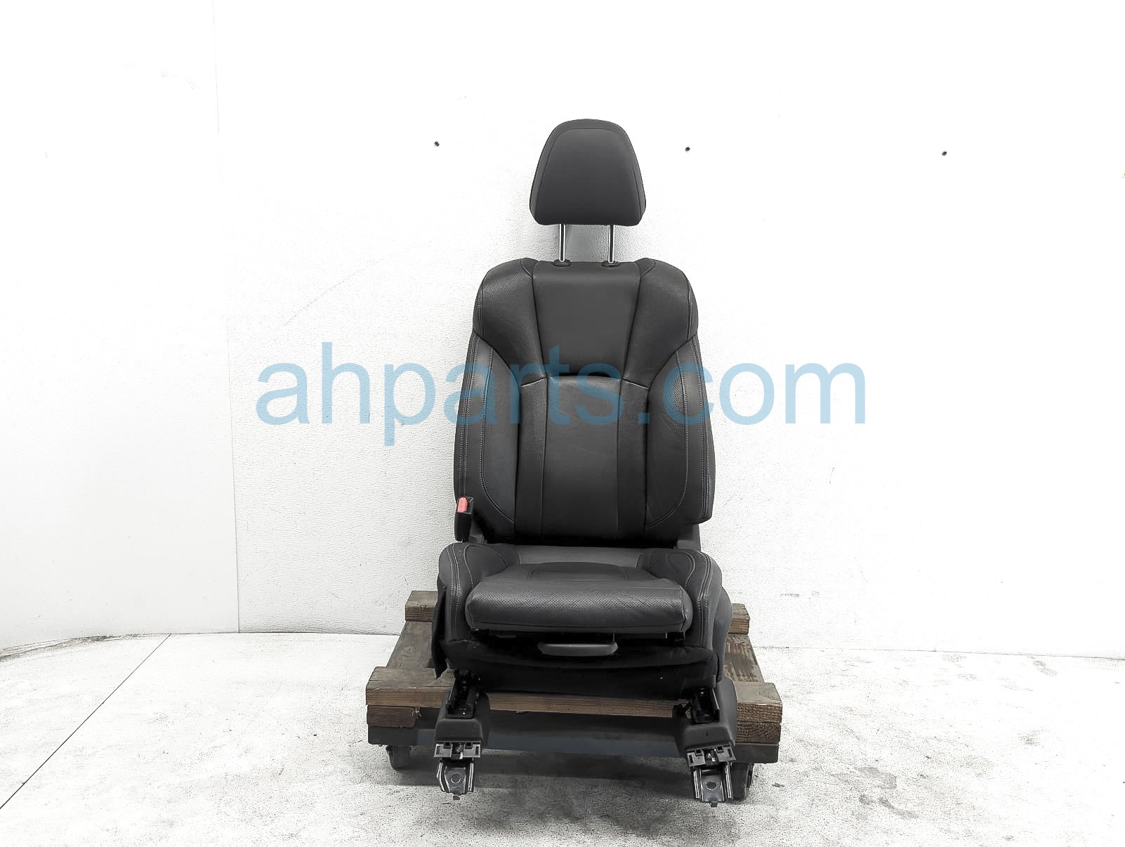 $249 Subaru FR/LH SEAT - BLACK LEATHER $249 Subaru FR/LH SEAT - BLACK LEATHER