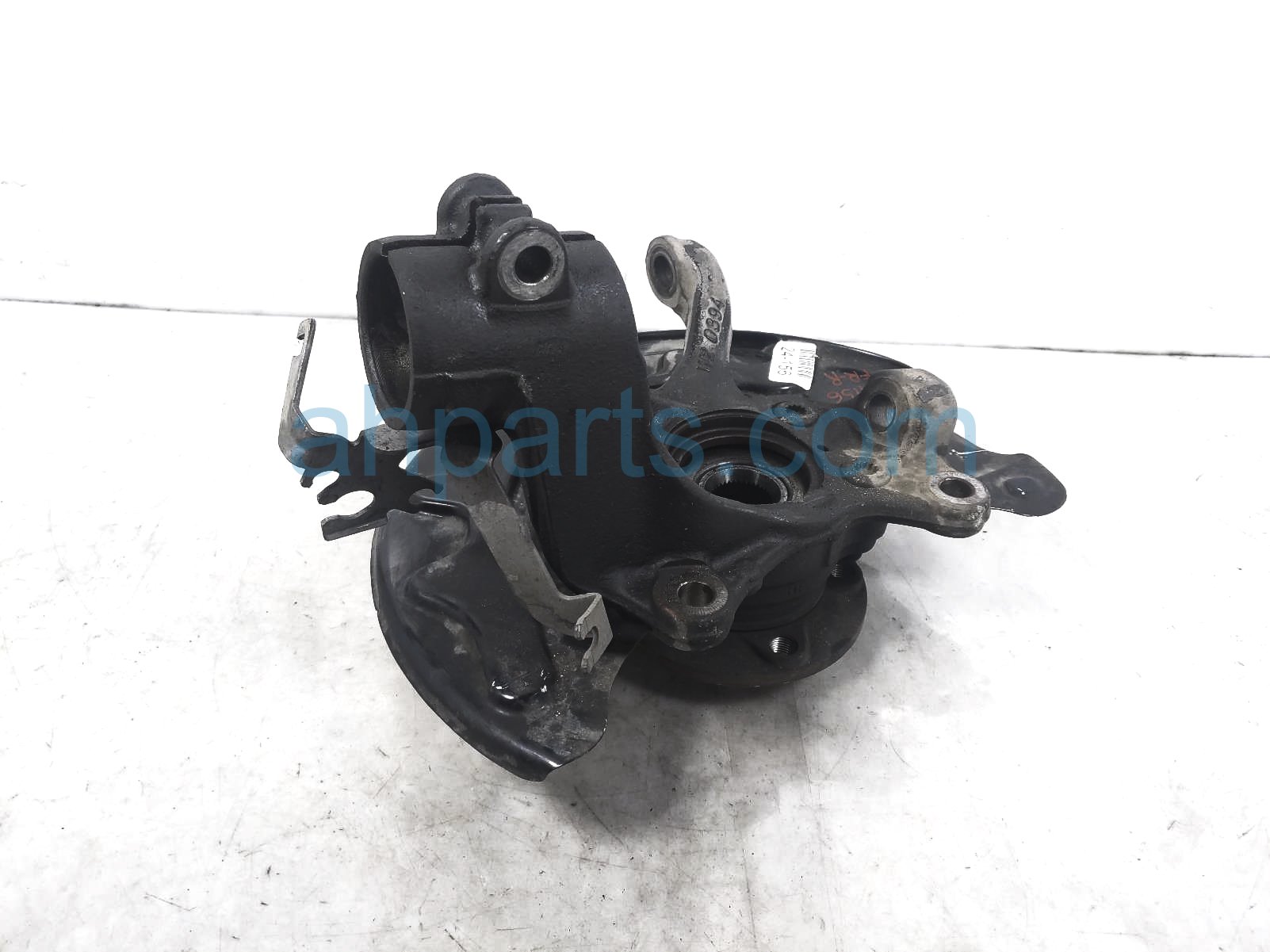 $175 Volkswagen FR/RH SPINDLE KNUCKLE HUB $175 Volkswagen FR/RH SPINDLE KNUCKLE HUB