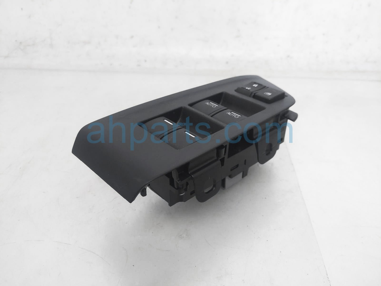 $60 Honda MASTER WINDOW CONTROL SWITCH